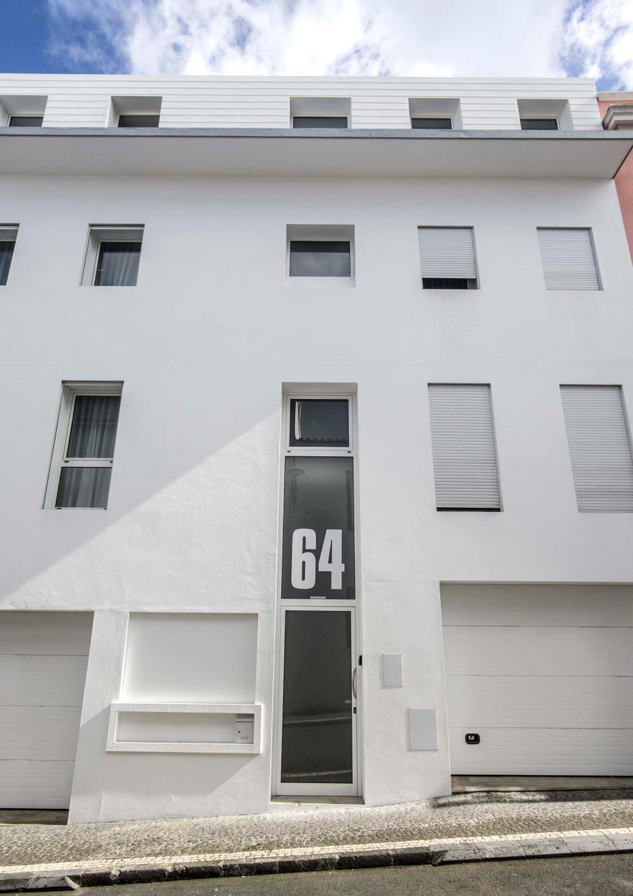 Apartment with Sea View - Photo 7