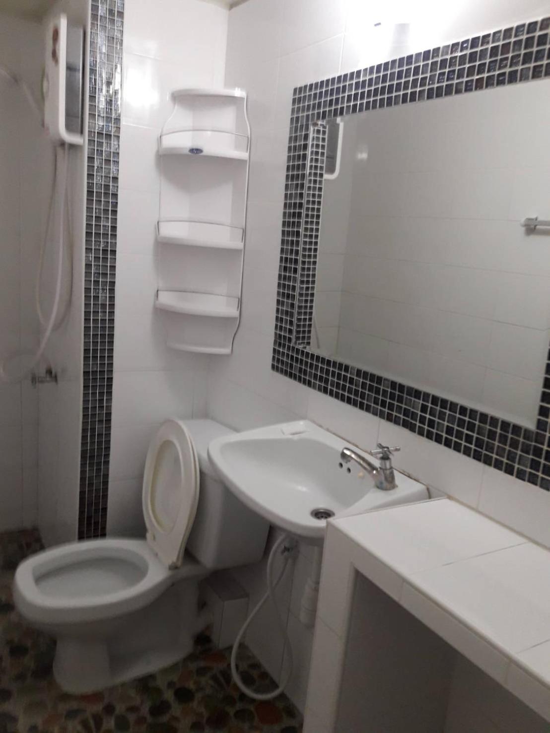 Apartment - Photo 12