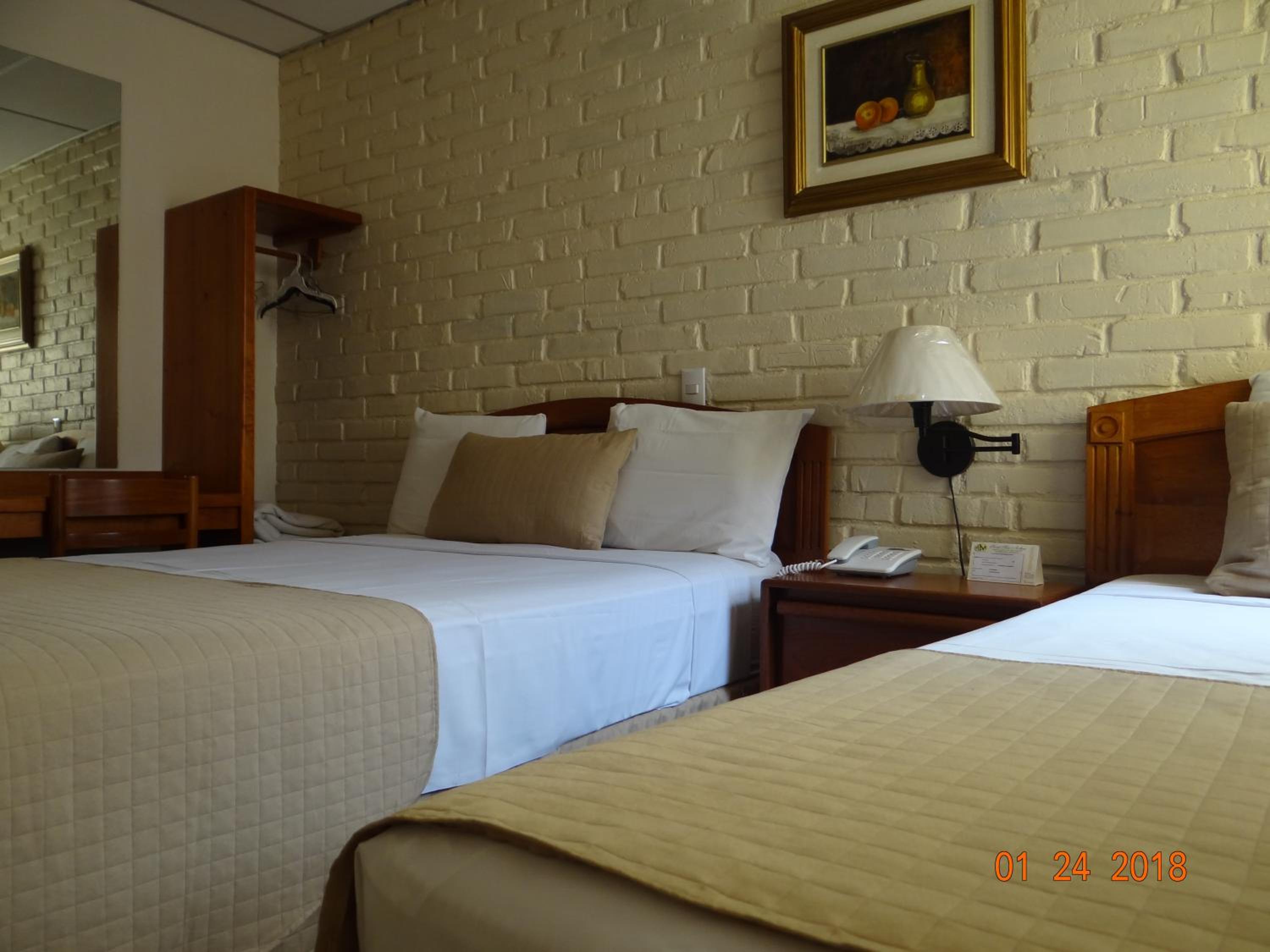 Double Room with Two Double Beds photo 3
