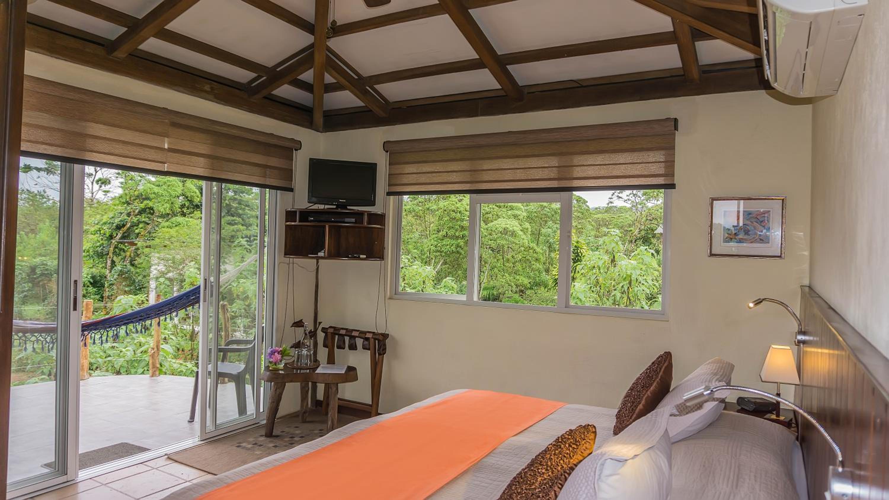Double or Twin Room with Garden View photo 1