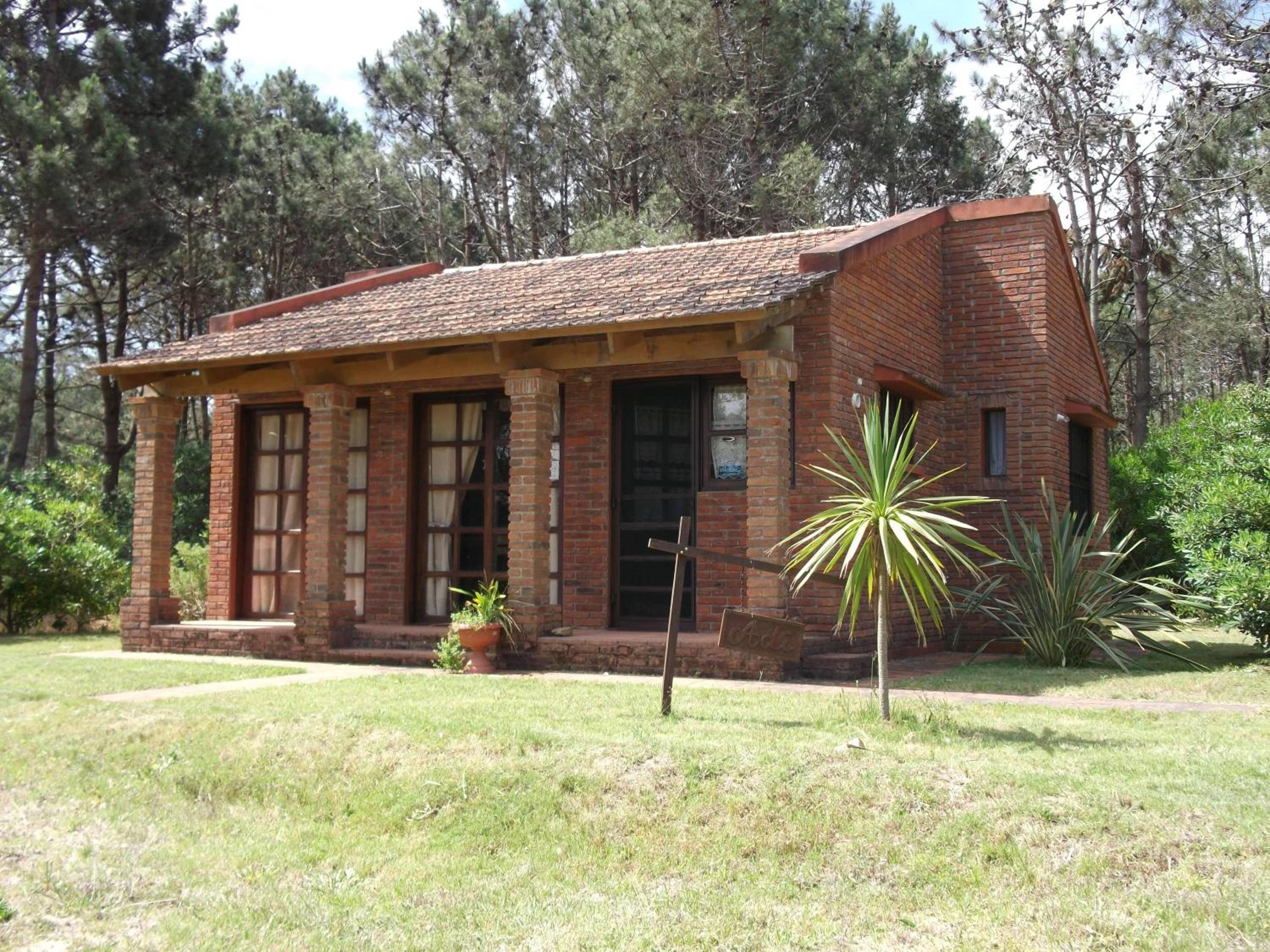Two-Bedroom Bungalow photo 1