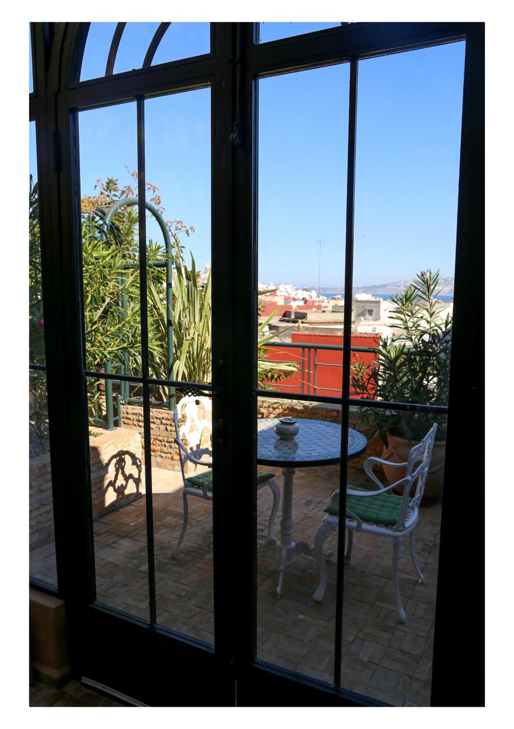Suite 7 - Photo 12