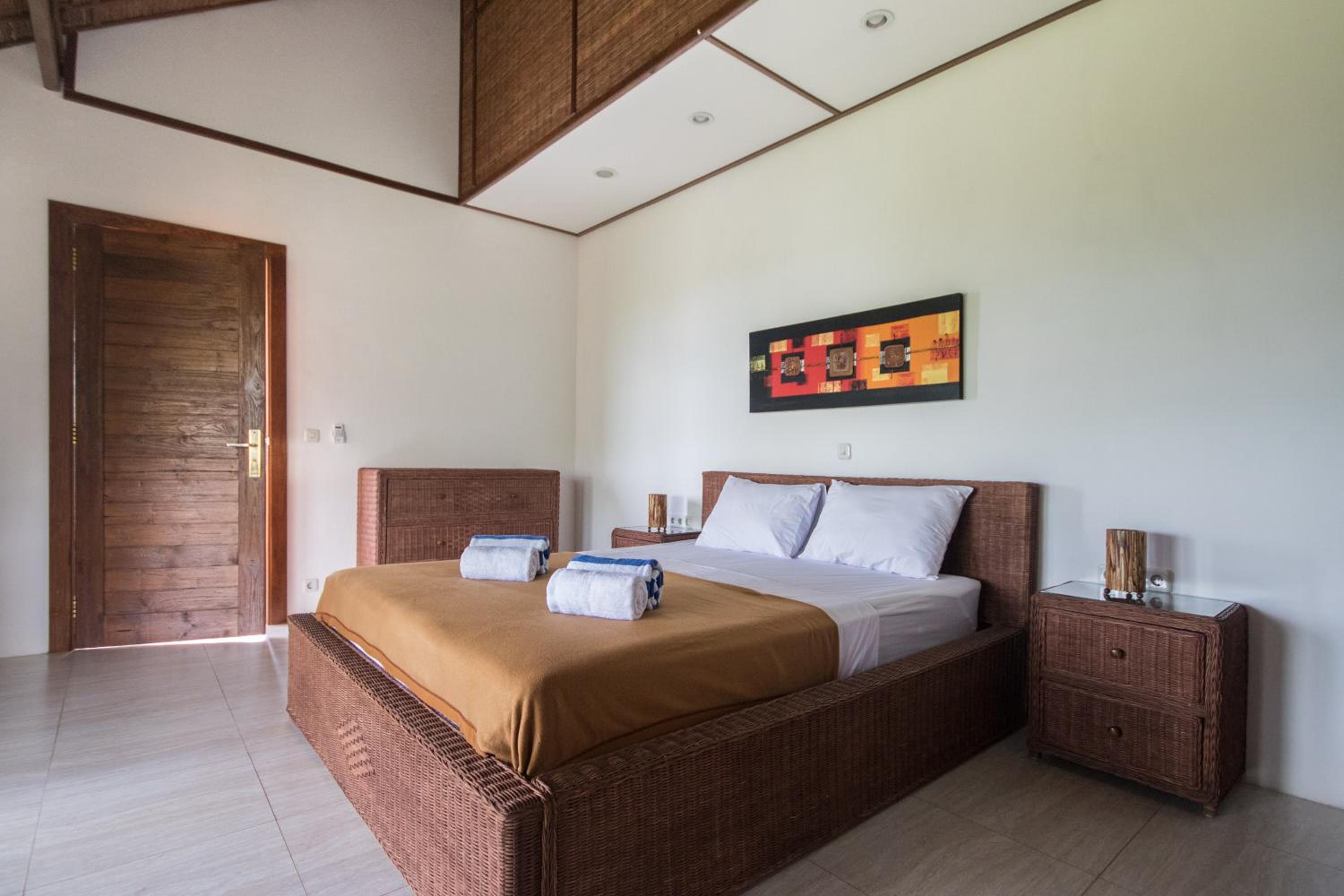 Three-Bedroom Villa photo 1