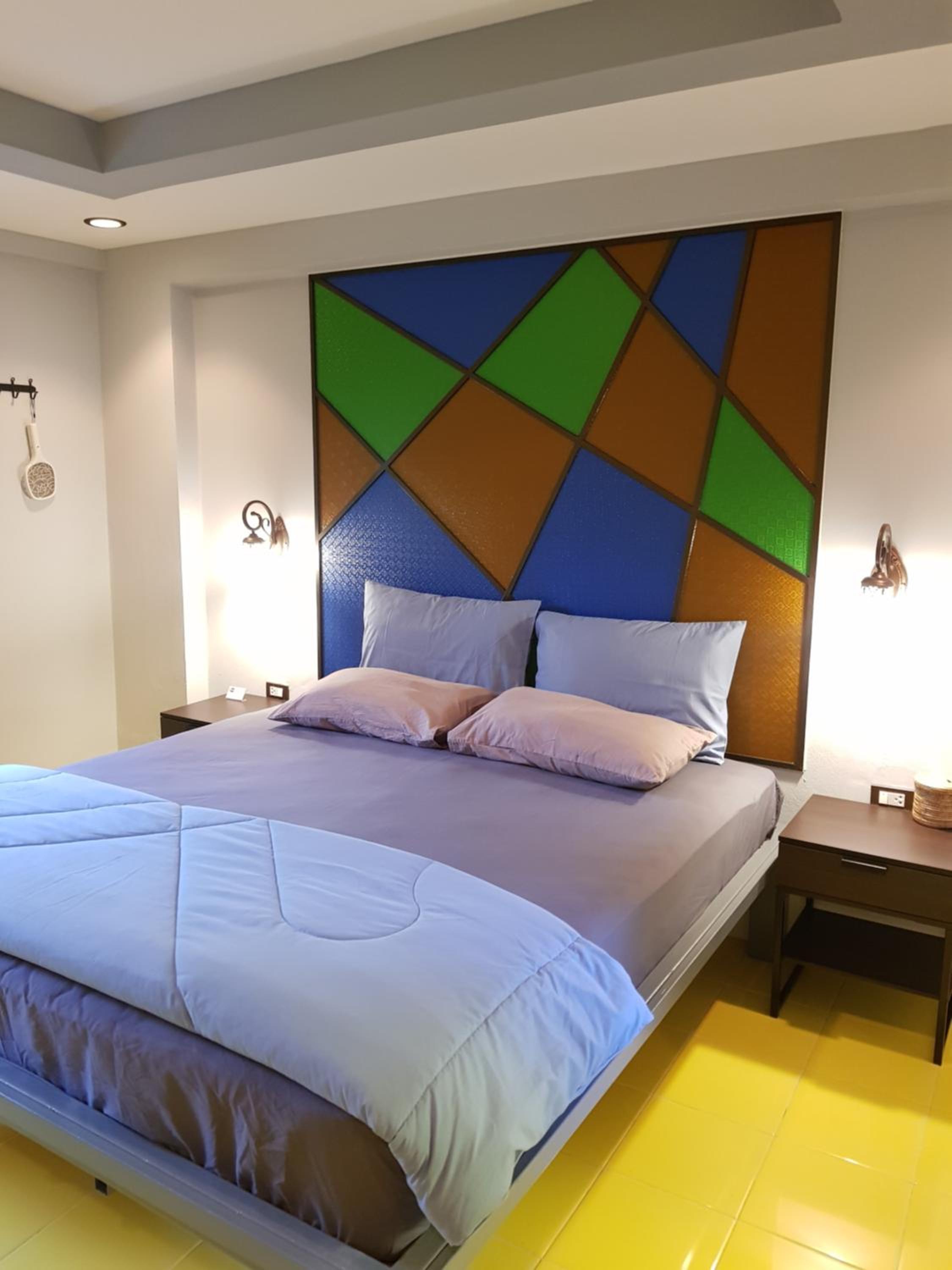 Standard King Room - Room Only - Photo 41