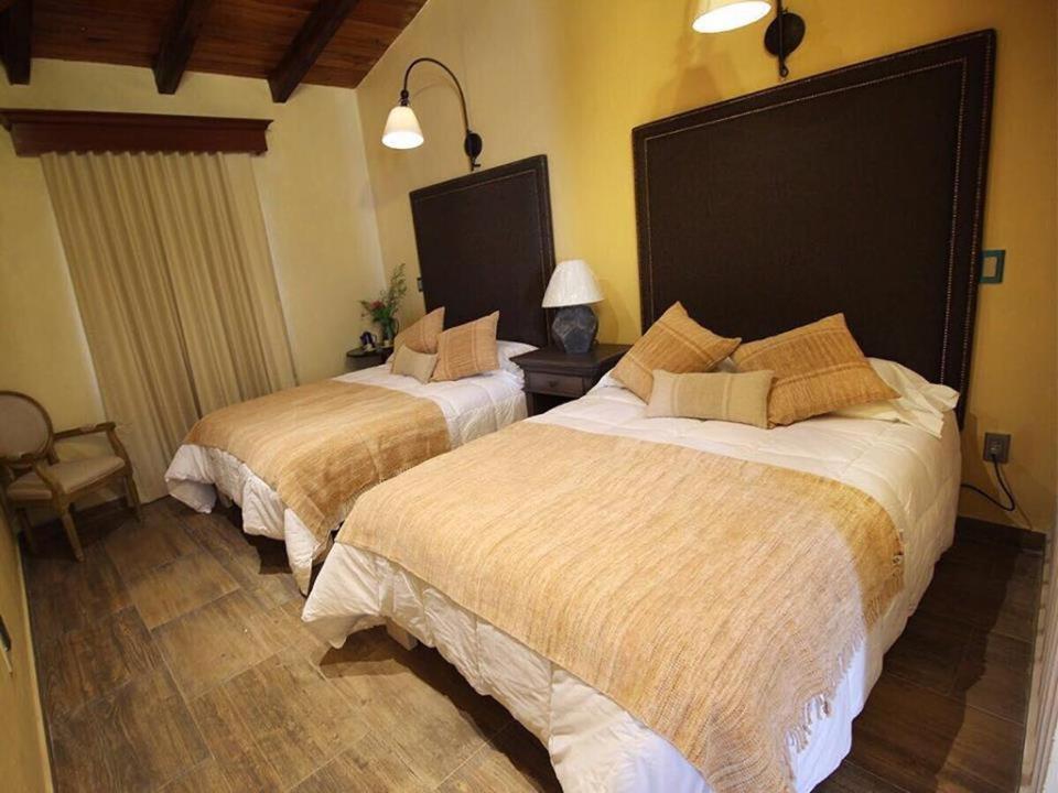 Twin Room with Extra Bed photo 2