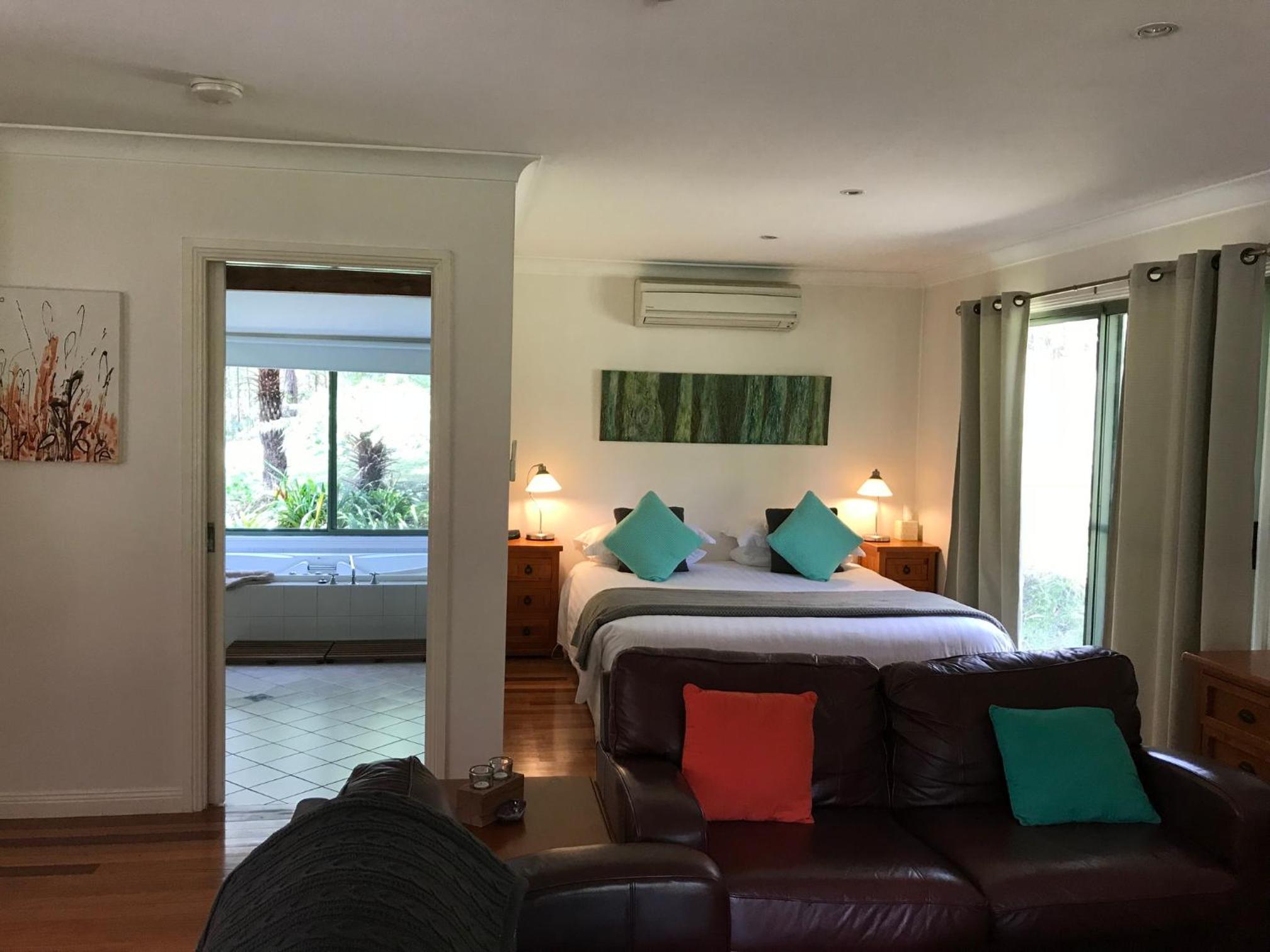 Two-Bedroom Cottage - New Moon photo 1
