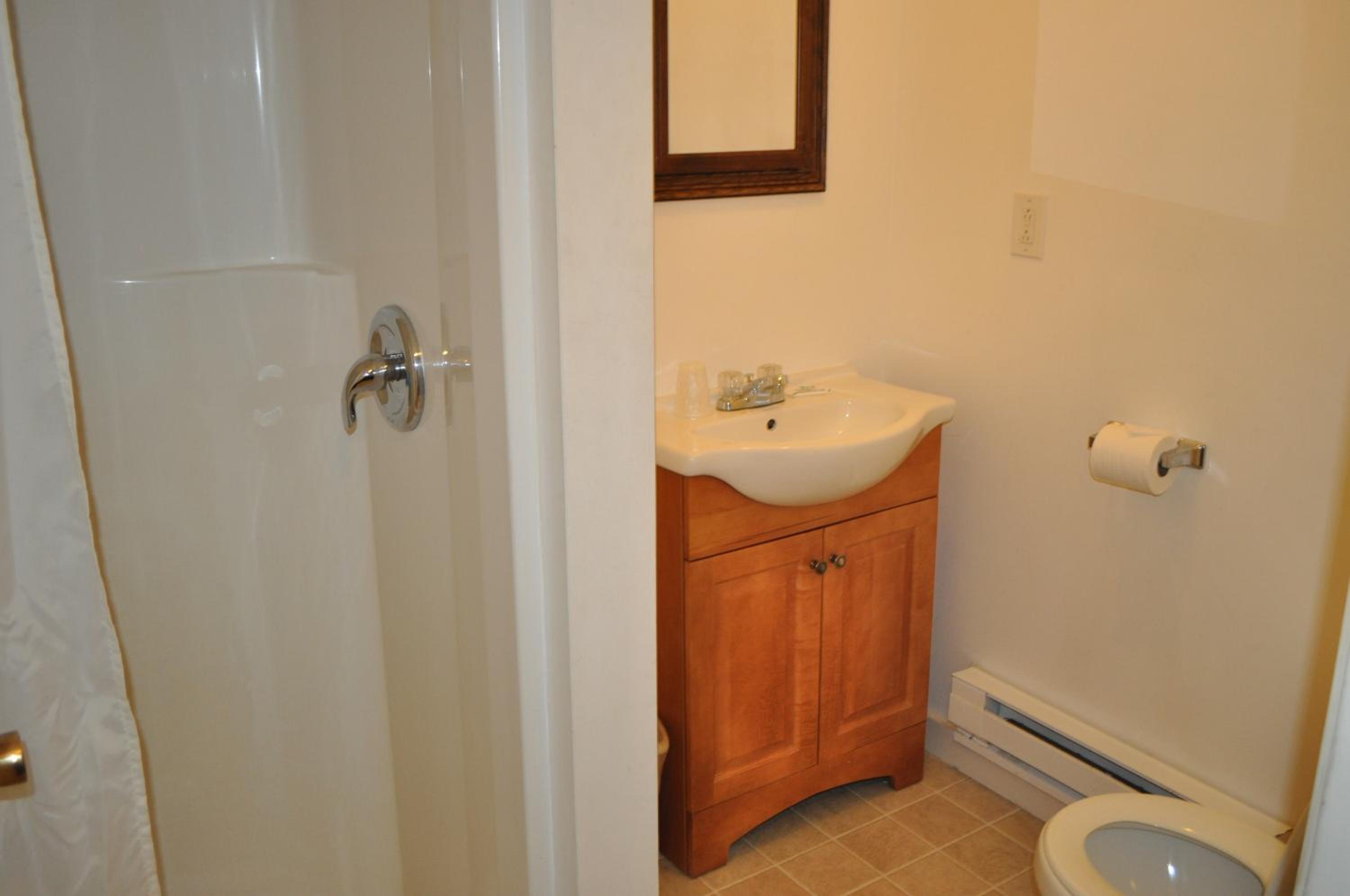 Deluxe Queen Room with Two Queen Beds photo 2