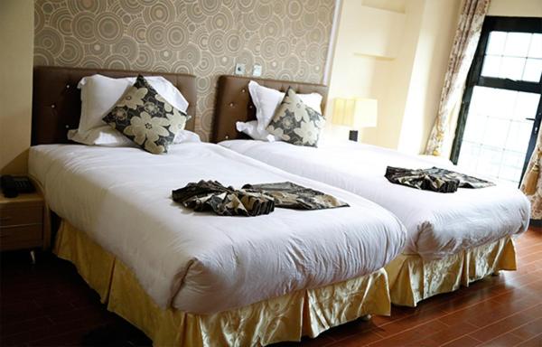 Twin Room with Balcony