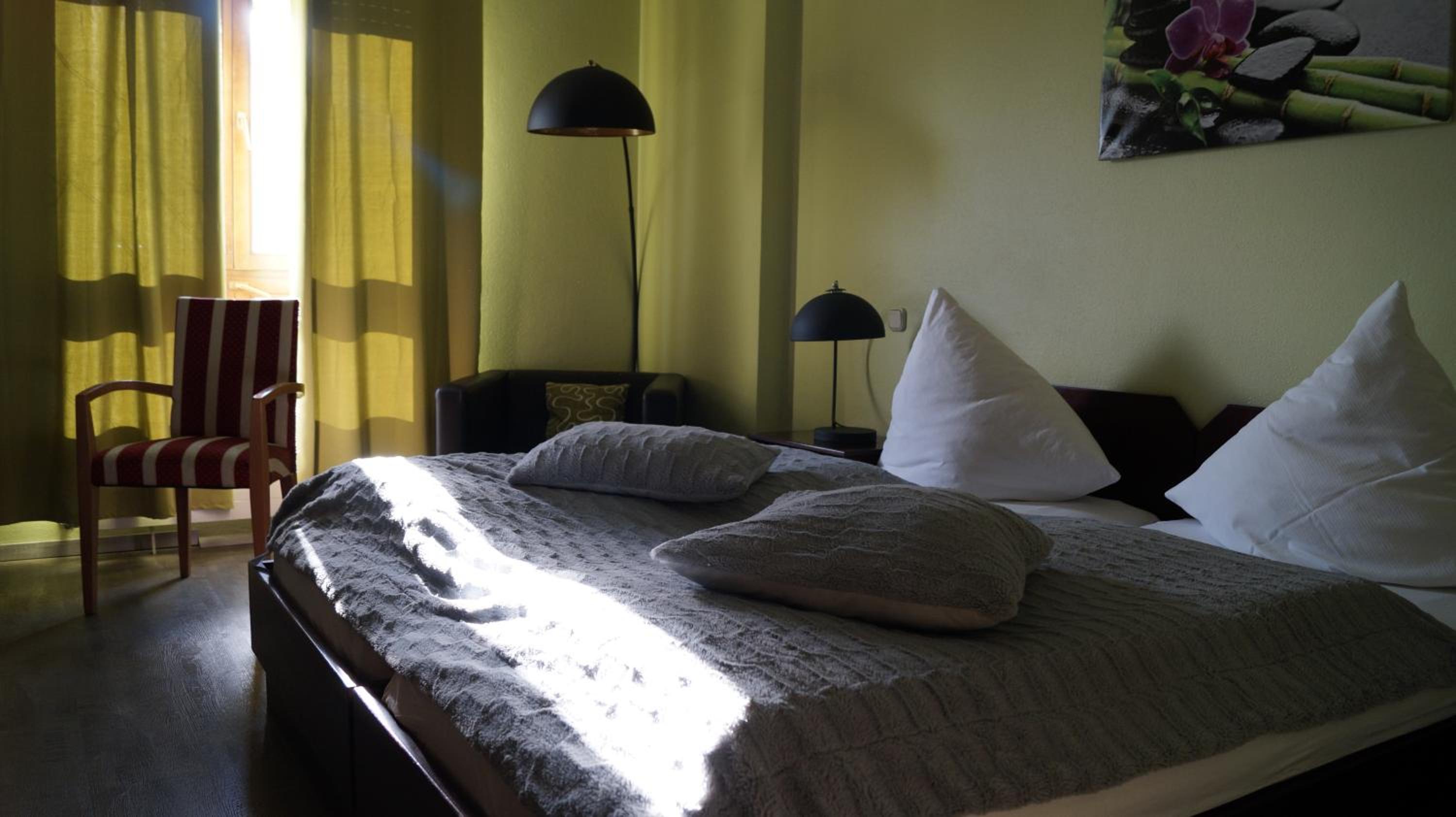 Classic Double Room - Photo 8