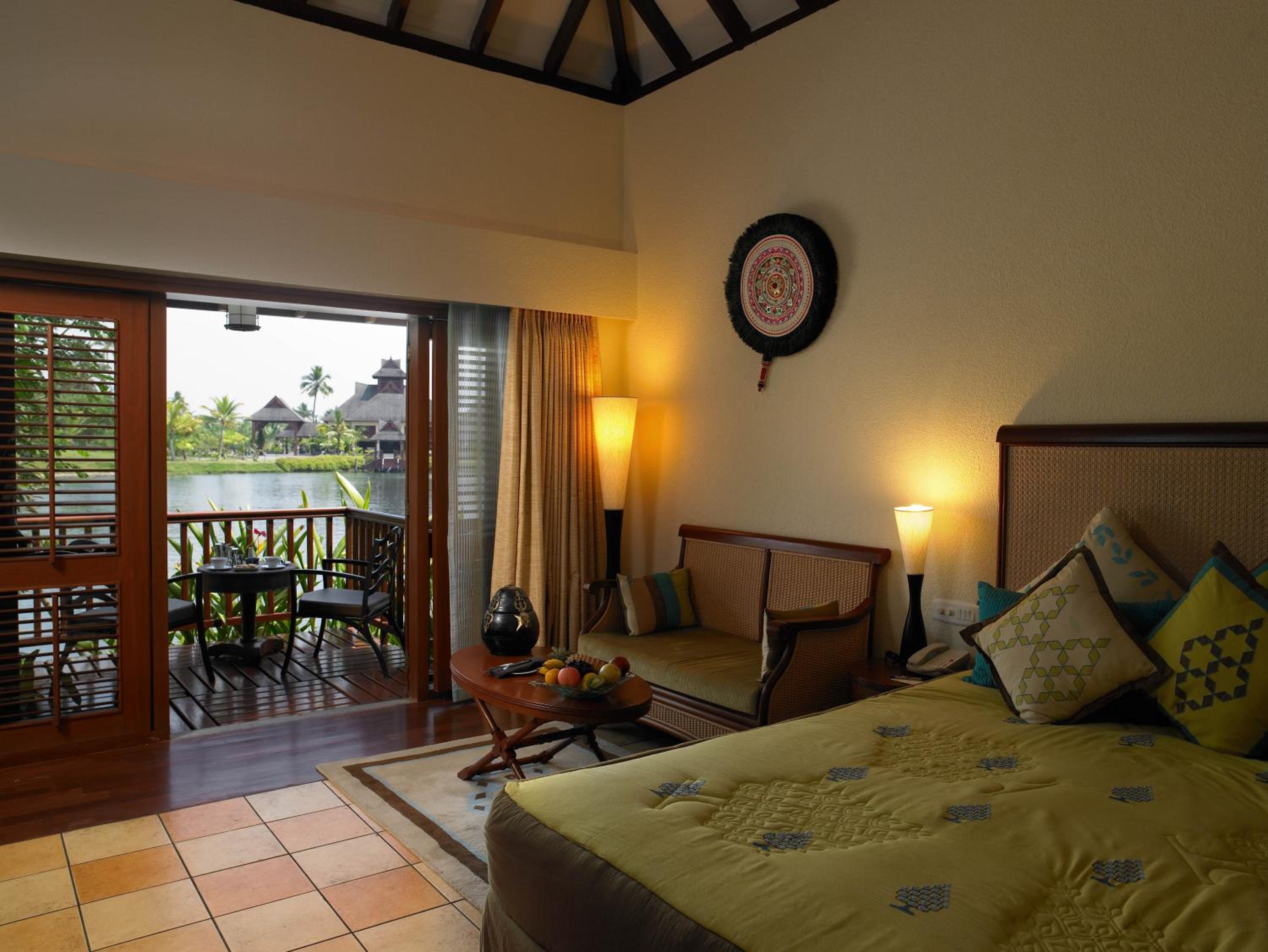 Deluxe Double or Twin Room with Lagoon View Deluxe Double or Twin Room with Lagoon View