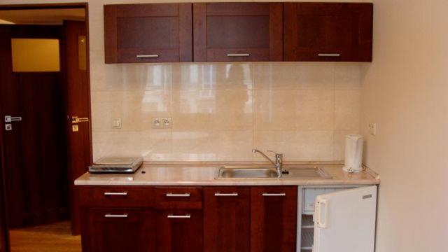Two-Bedroom Apartment - Photo 4