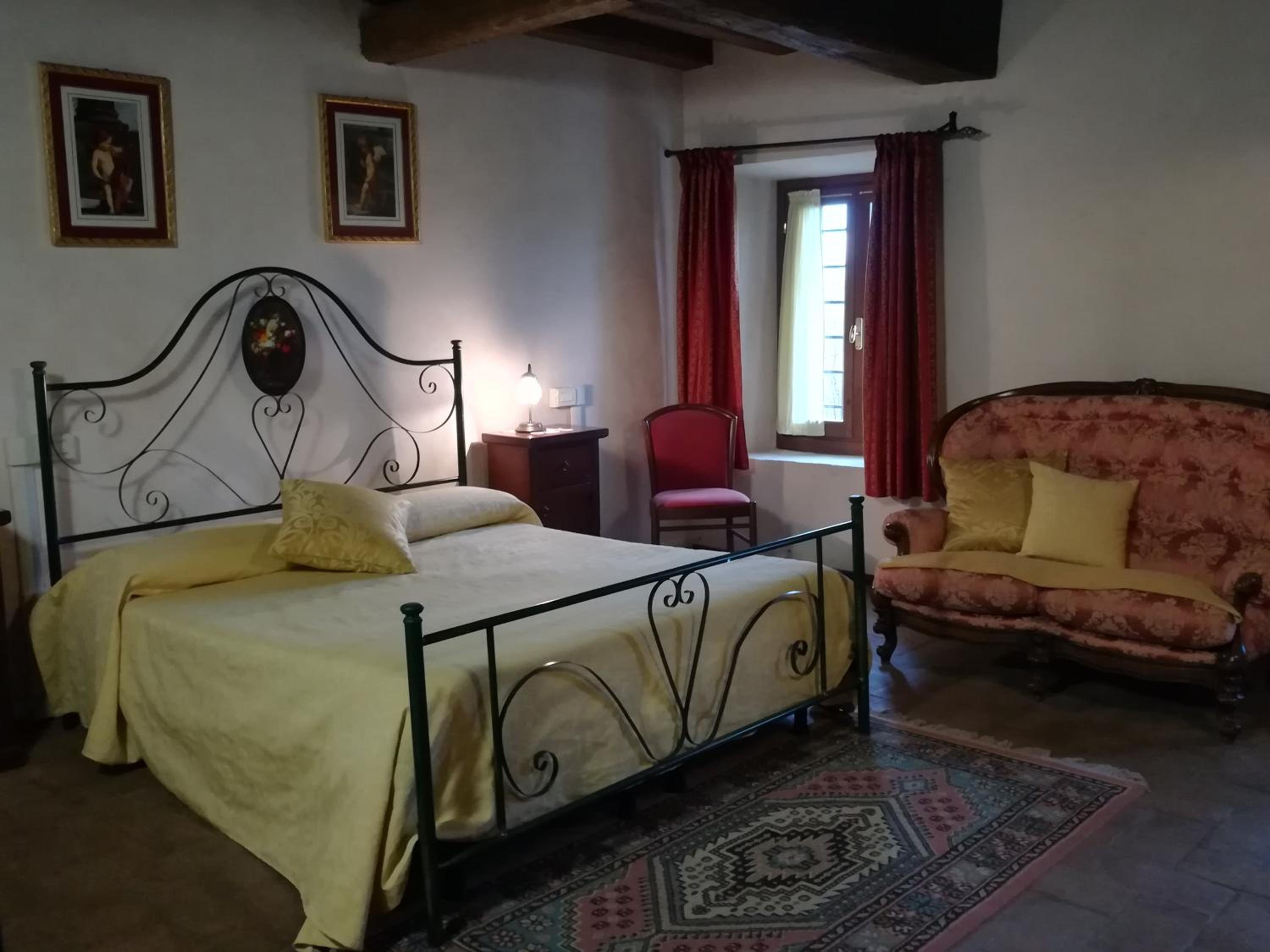 Triple Room with Private Bathroom photo 3