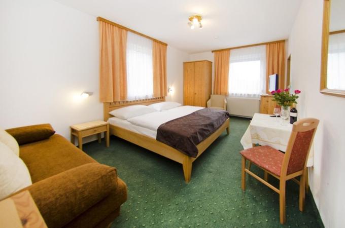 Triple Room photo 3