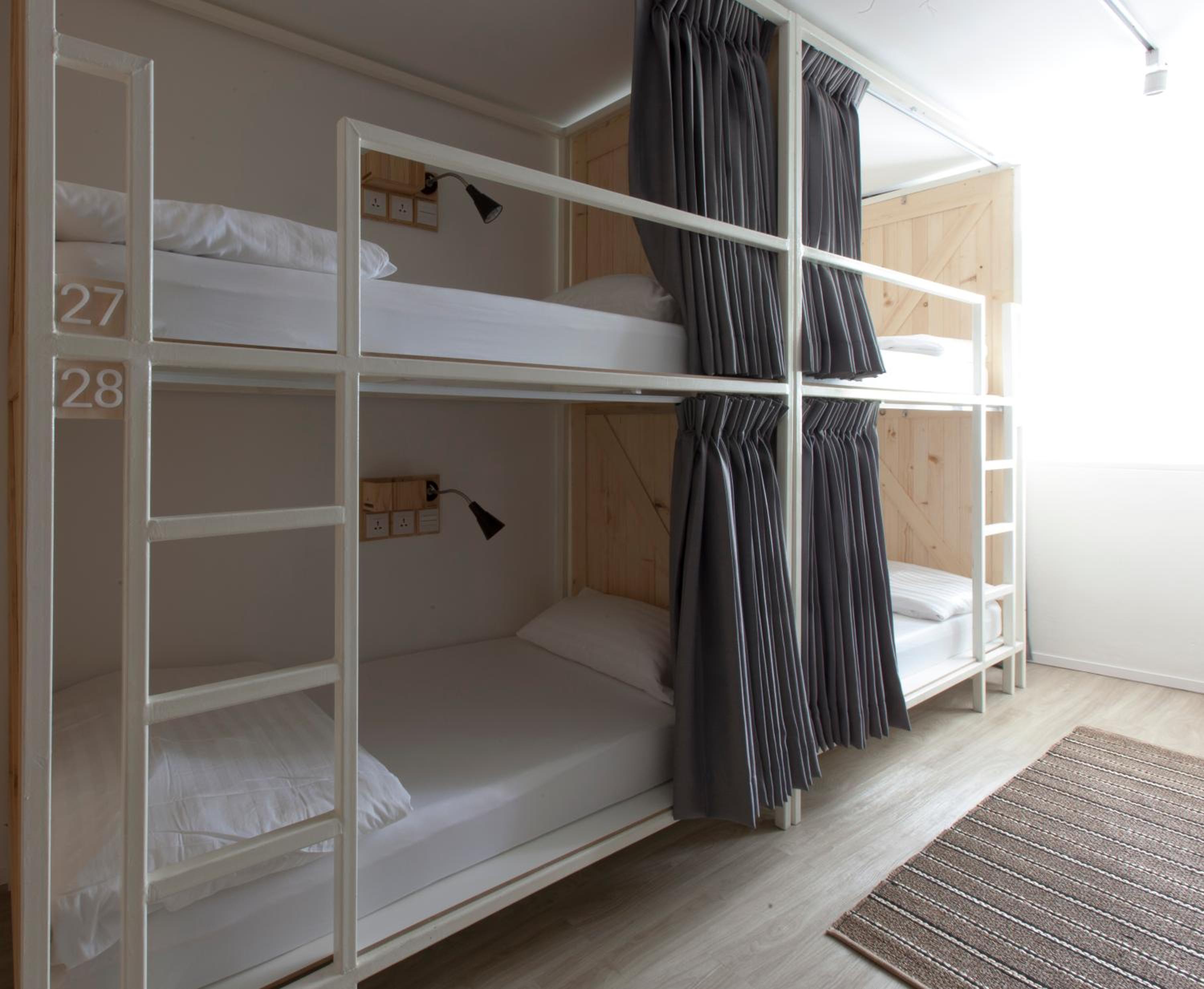 Bed in 8-Bed Mixed Dormitory Room photo 1