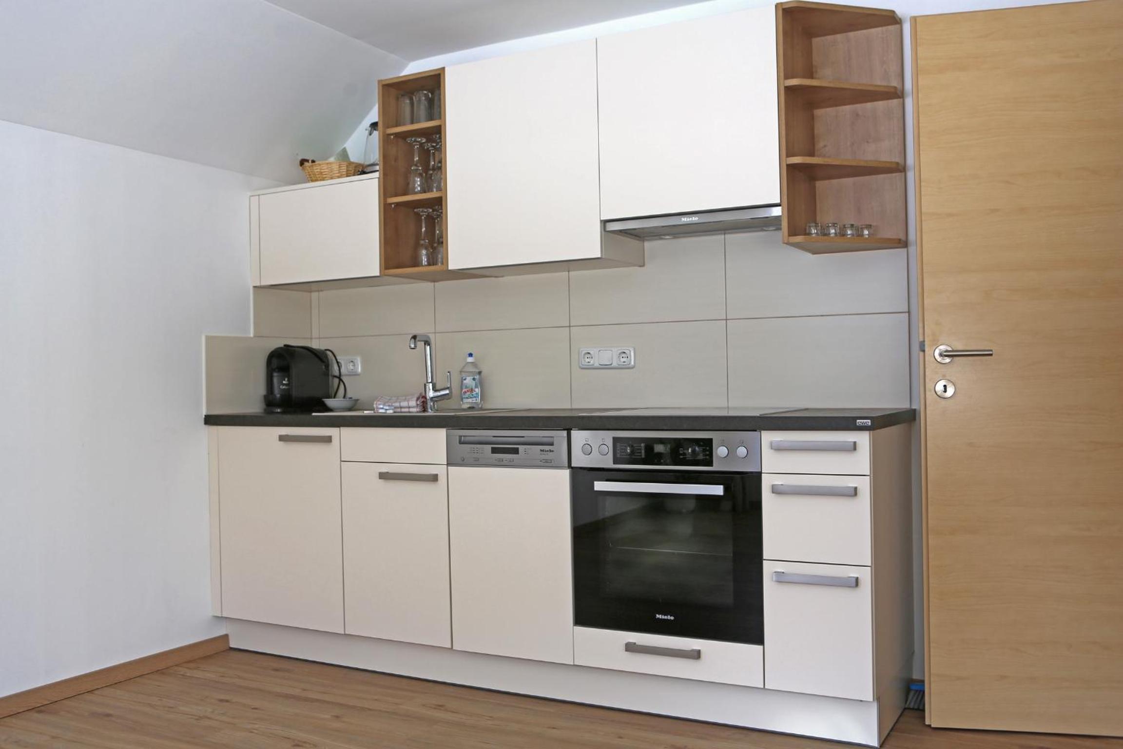 Apartment with Mountain View photo 3