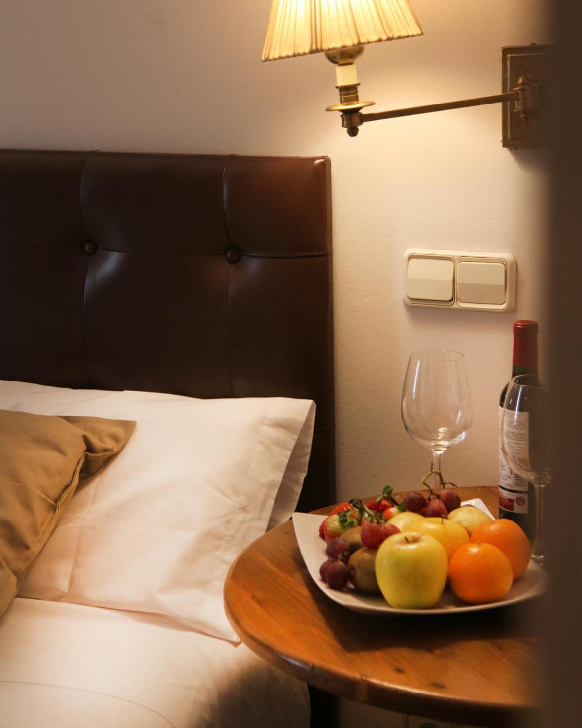 Double or Twin Room - Photo 12