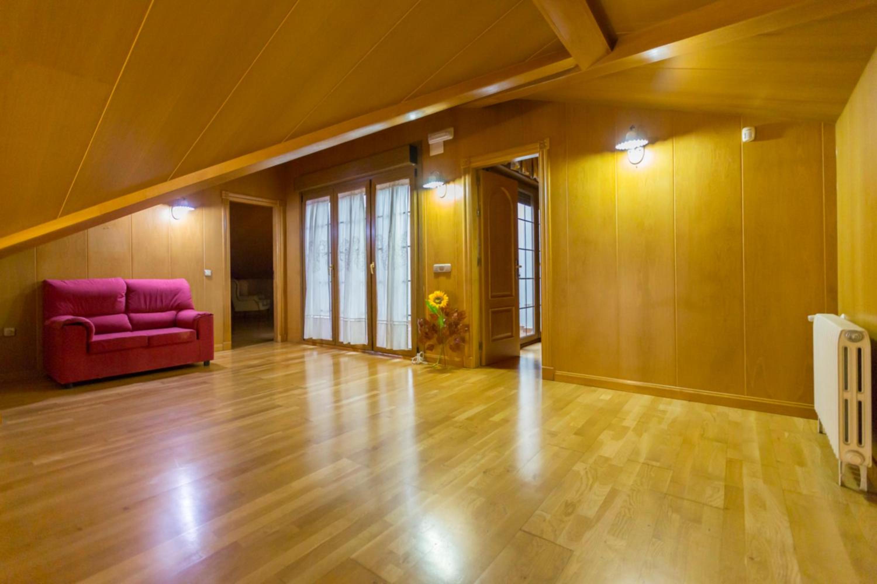 Casa de Seis Habitaciones