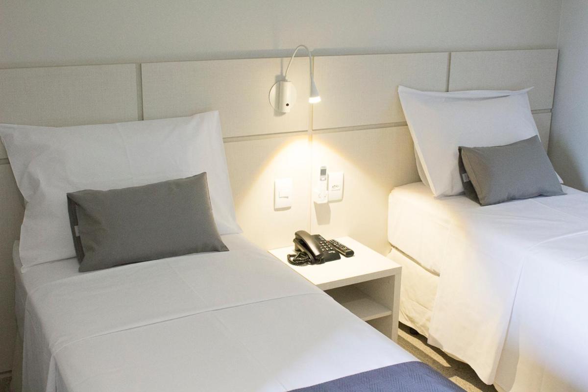 Twin Room - Photo 6