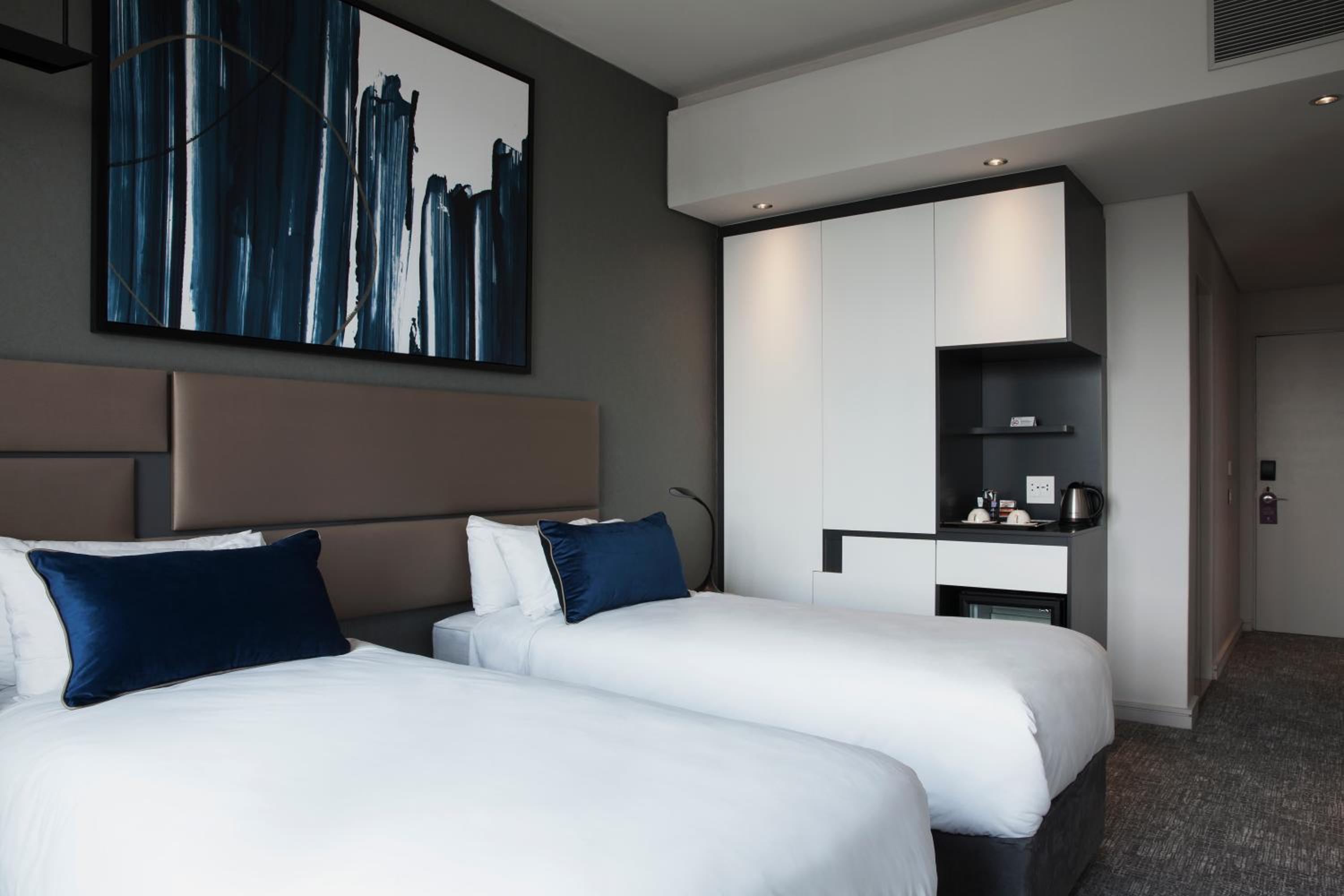 Standard Double or Twin Room photo 2