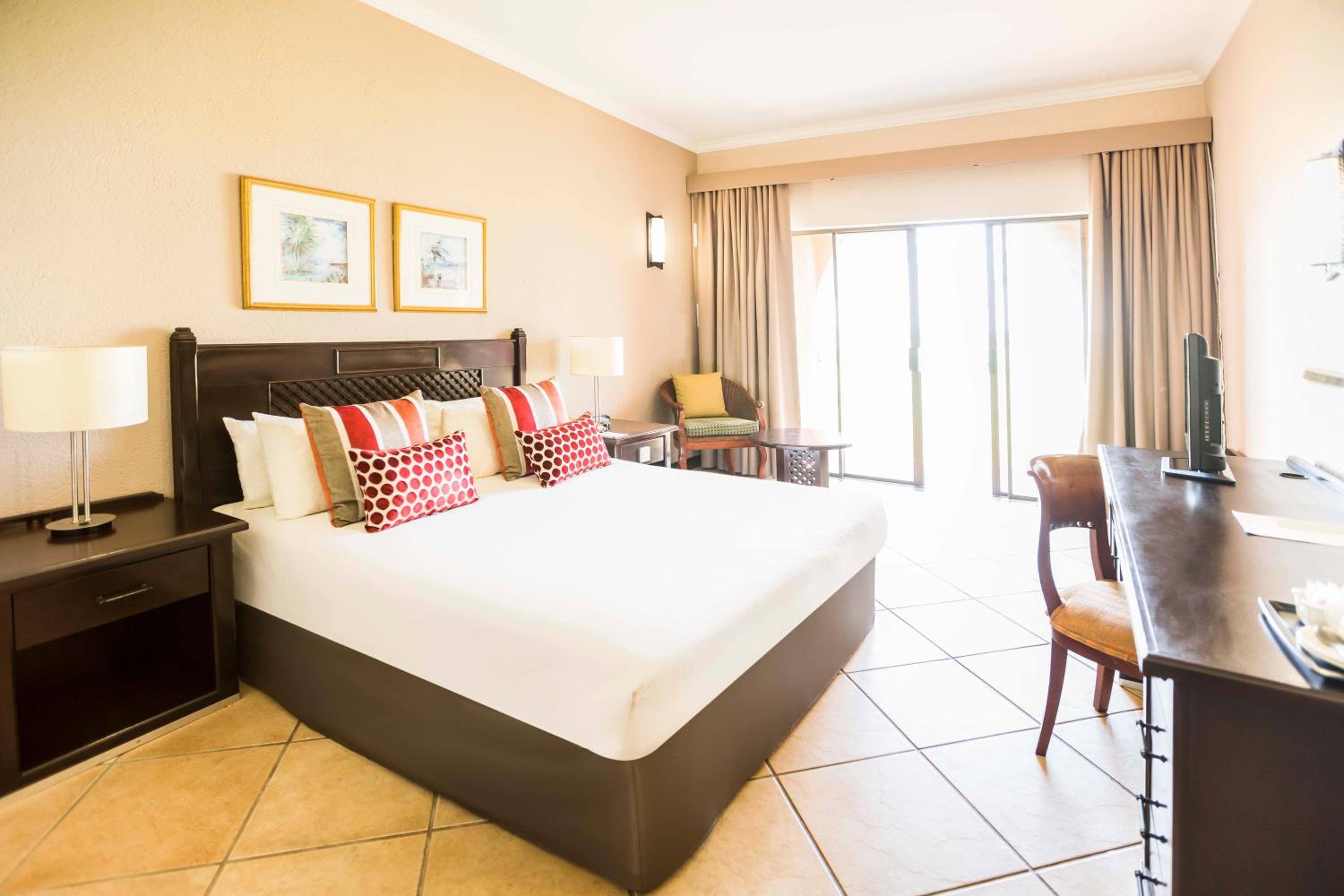 AVANI Room - Photo 4