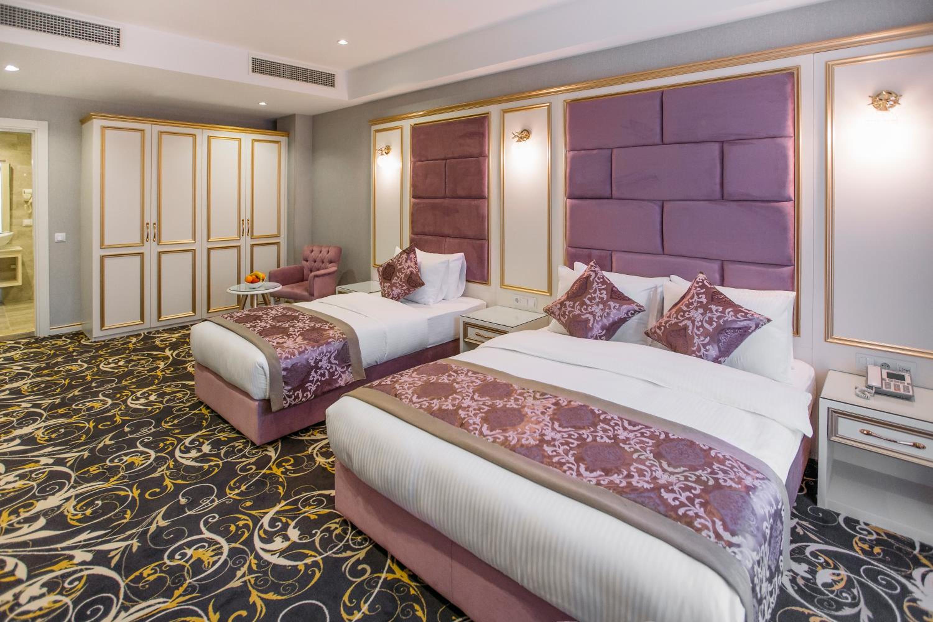 Superior Triple Room - Photo 1
