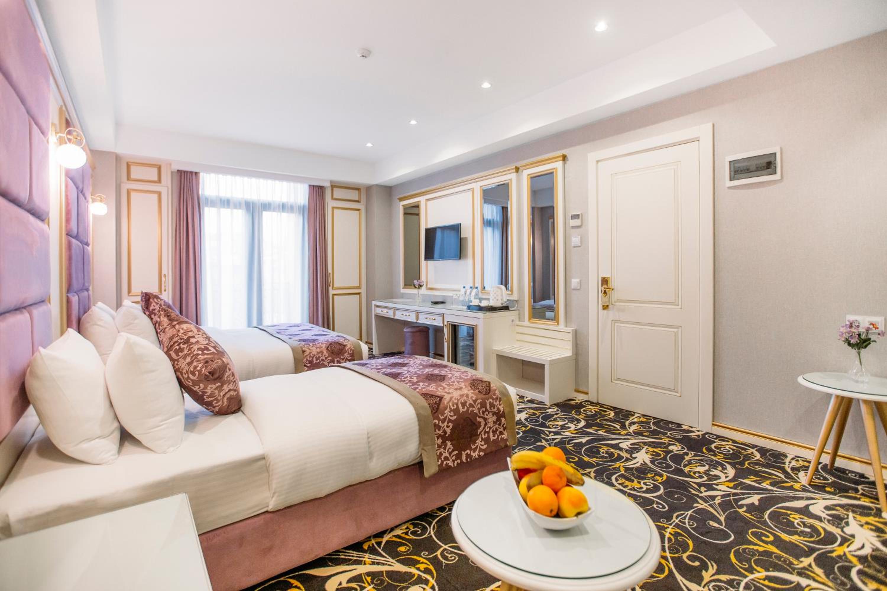 Superior Triple Room - Photo 9