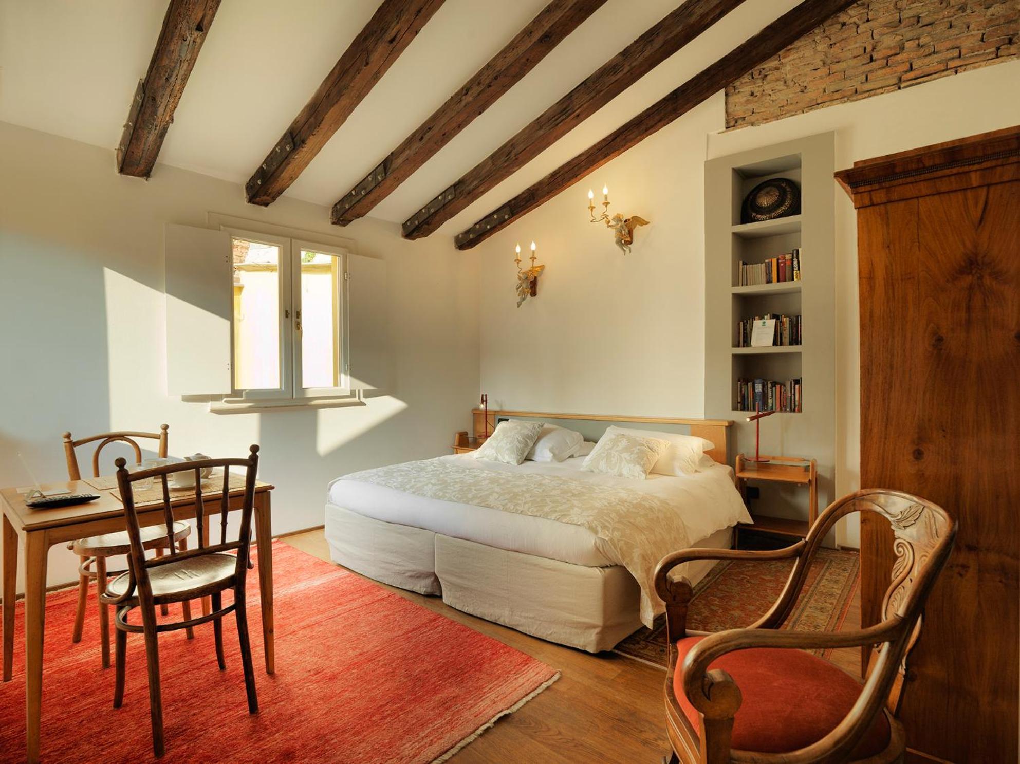Superior Double Room - Photo 4