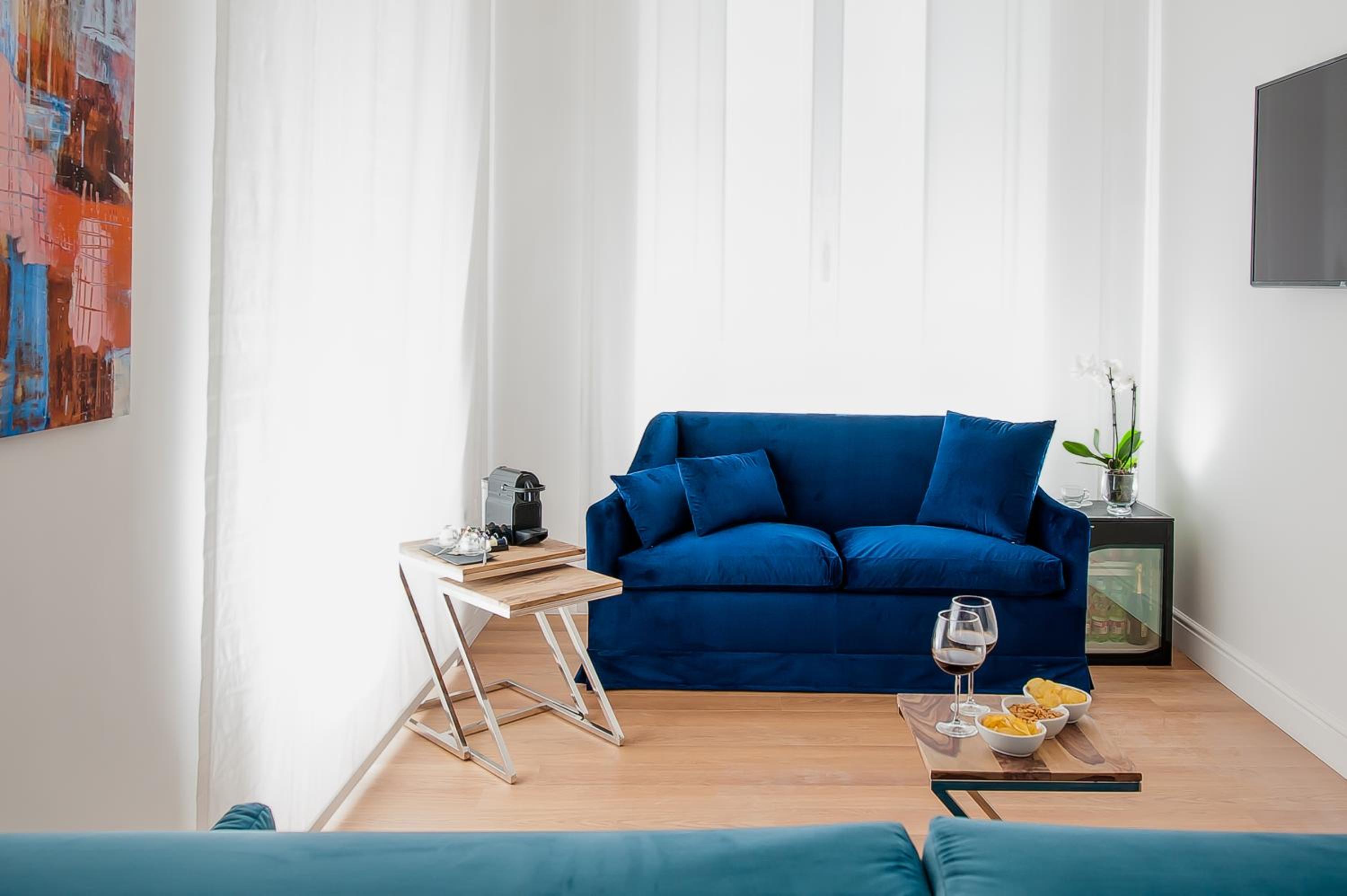 One-Bedroom Apartment - Separate Building - Piazza della Maddalena 2 photo 3