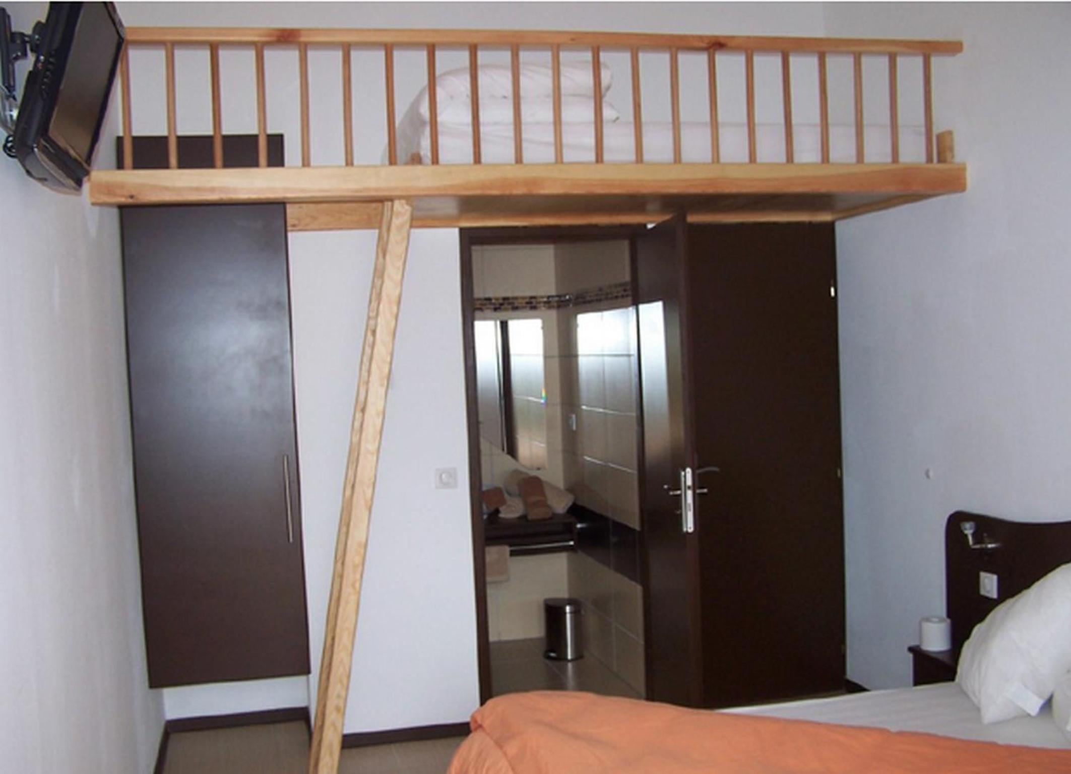 Triple Room - Photo 6