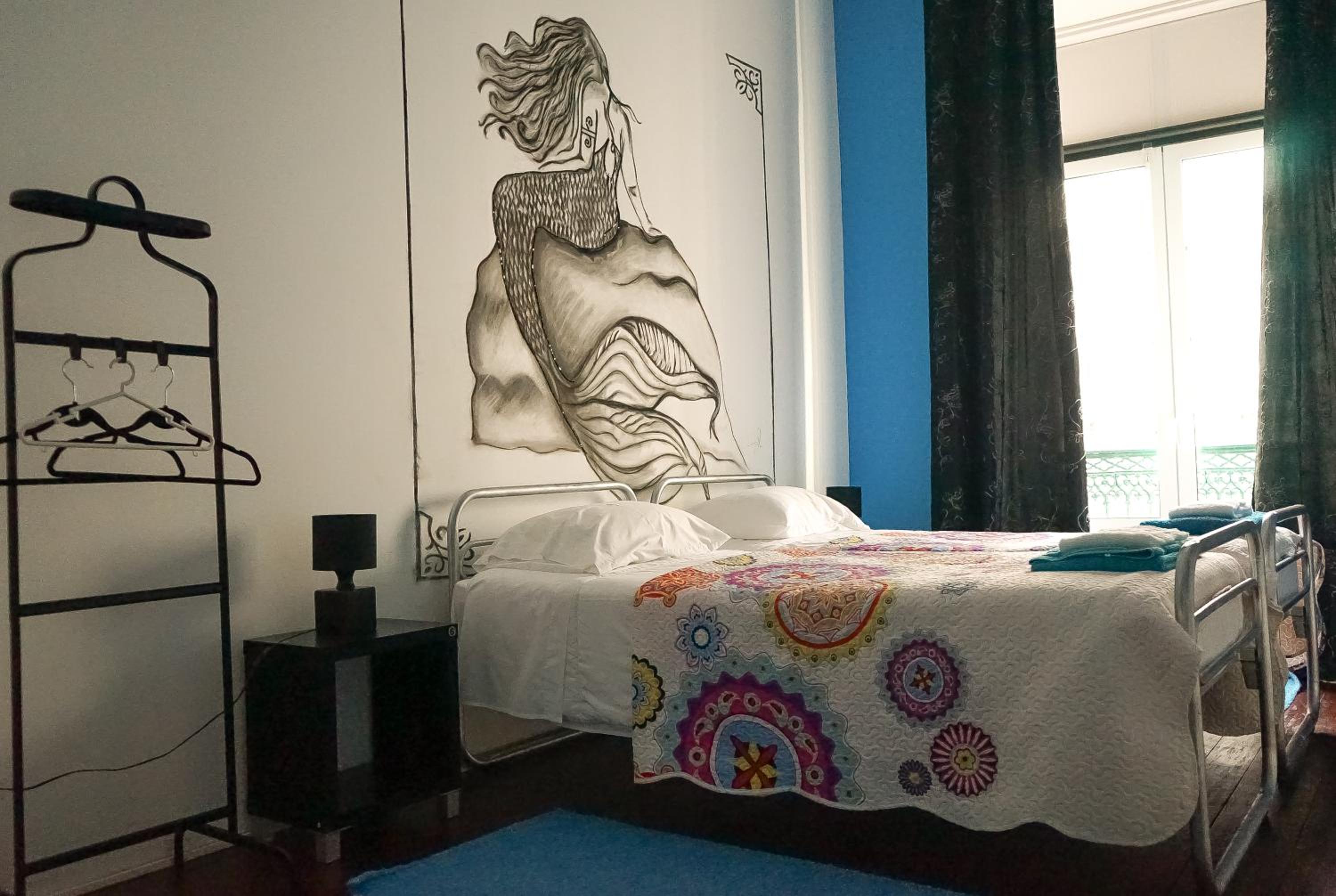 Standard Double or Twin Room with Balcony - Photo 6