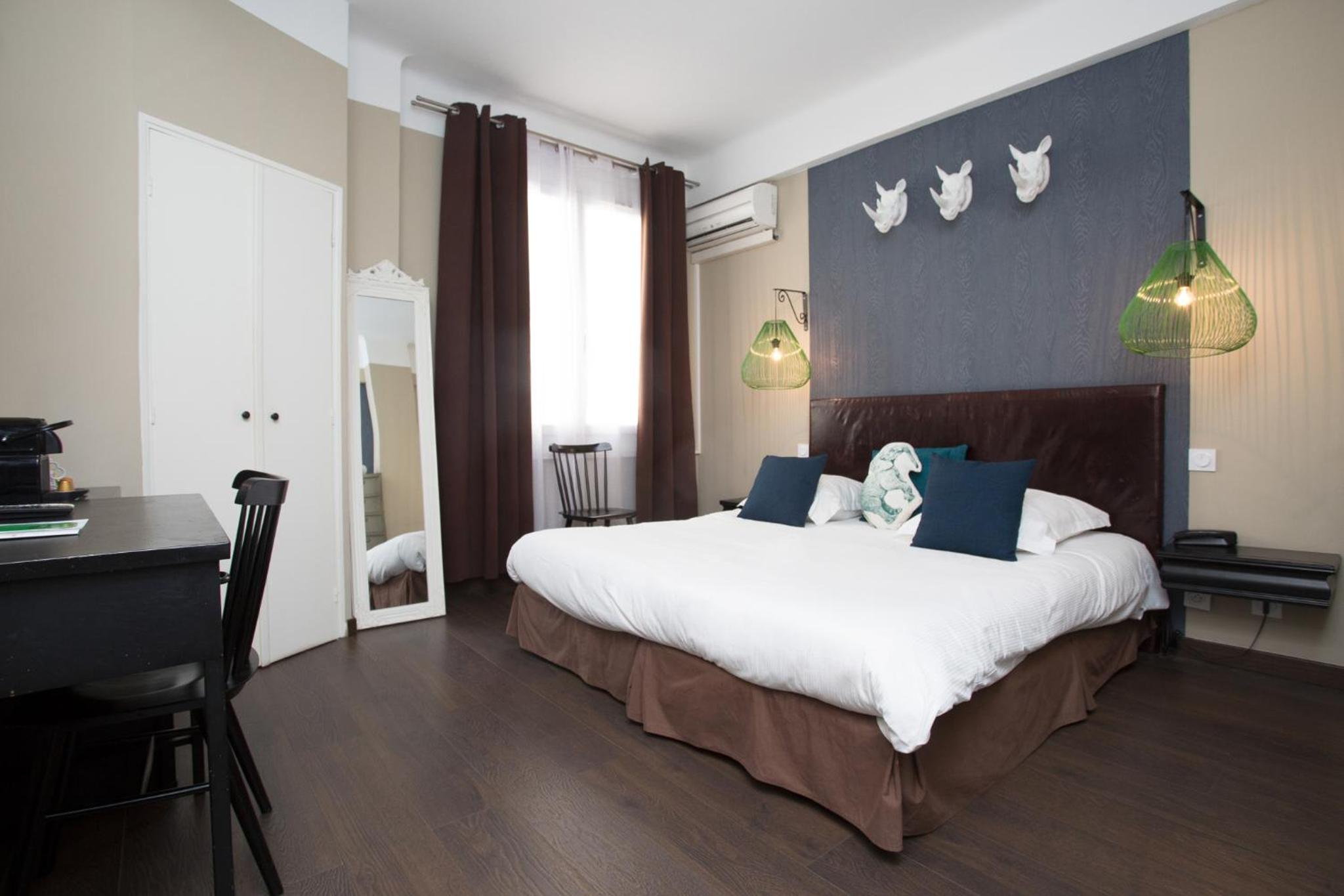 Superior Double Room - Photo 16