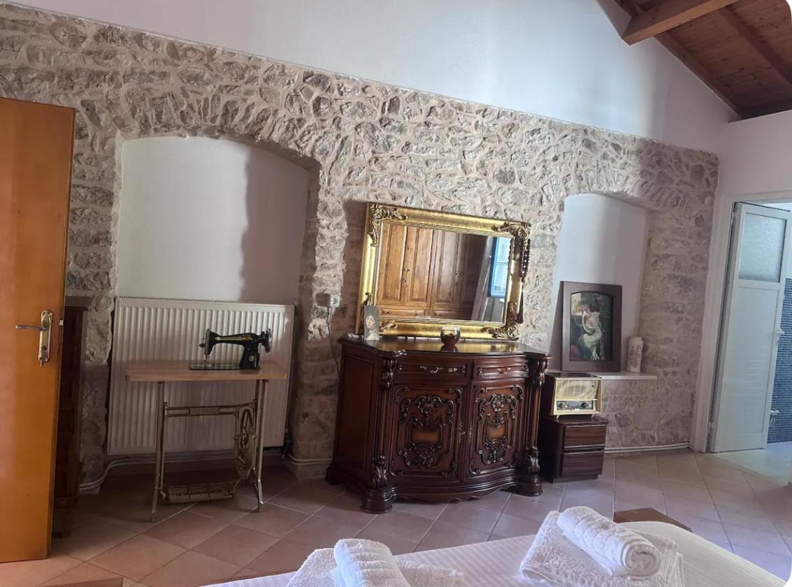 Deluxe Double Room with Balcony and Sea View