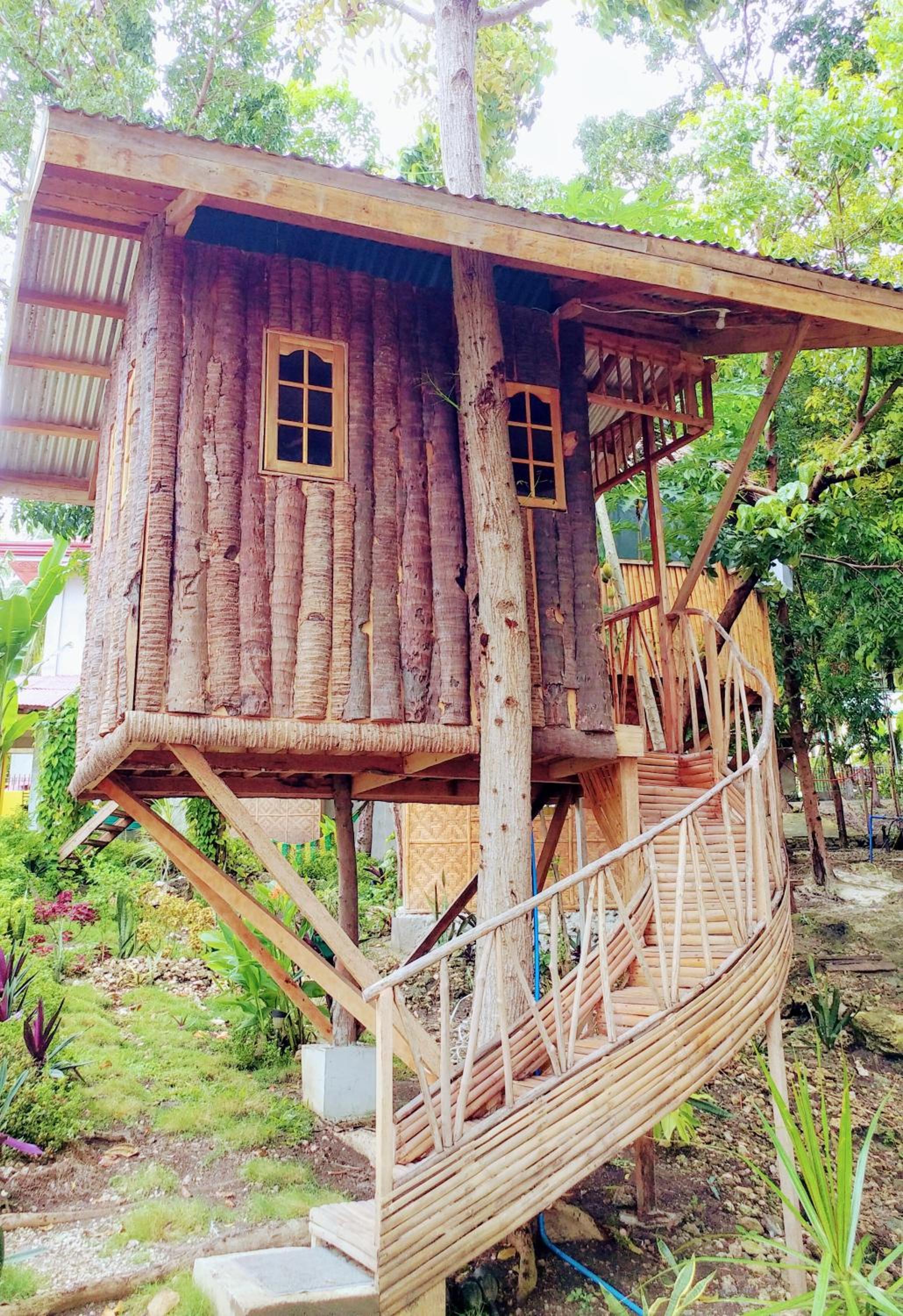 Tree House with Sea View - Photo 30