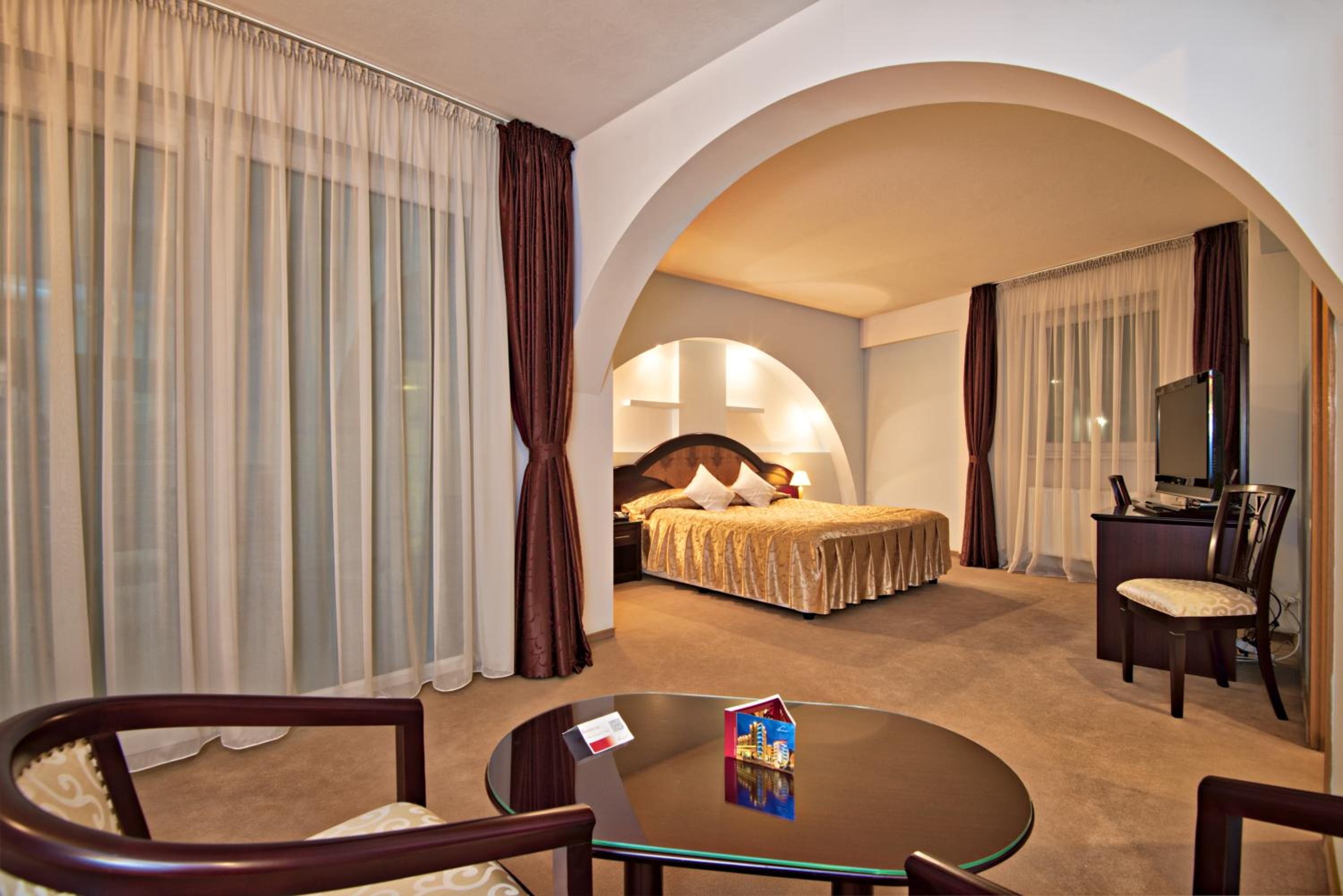 Executive Double Room - 4 stars - Photo 3