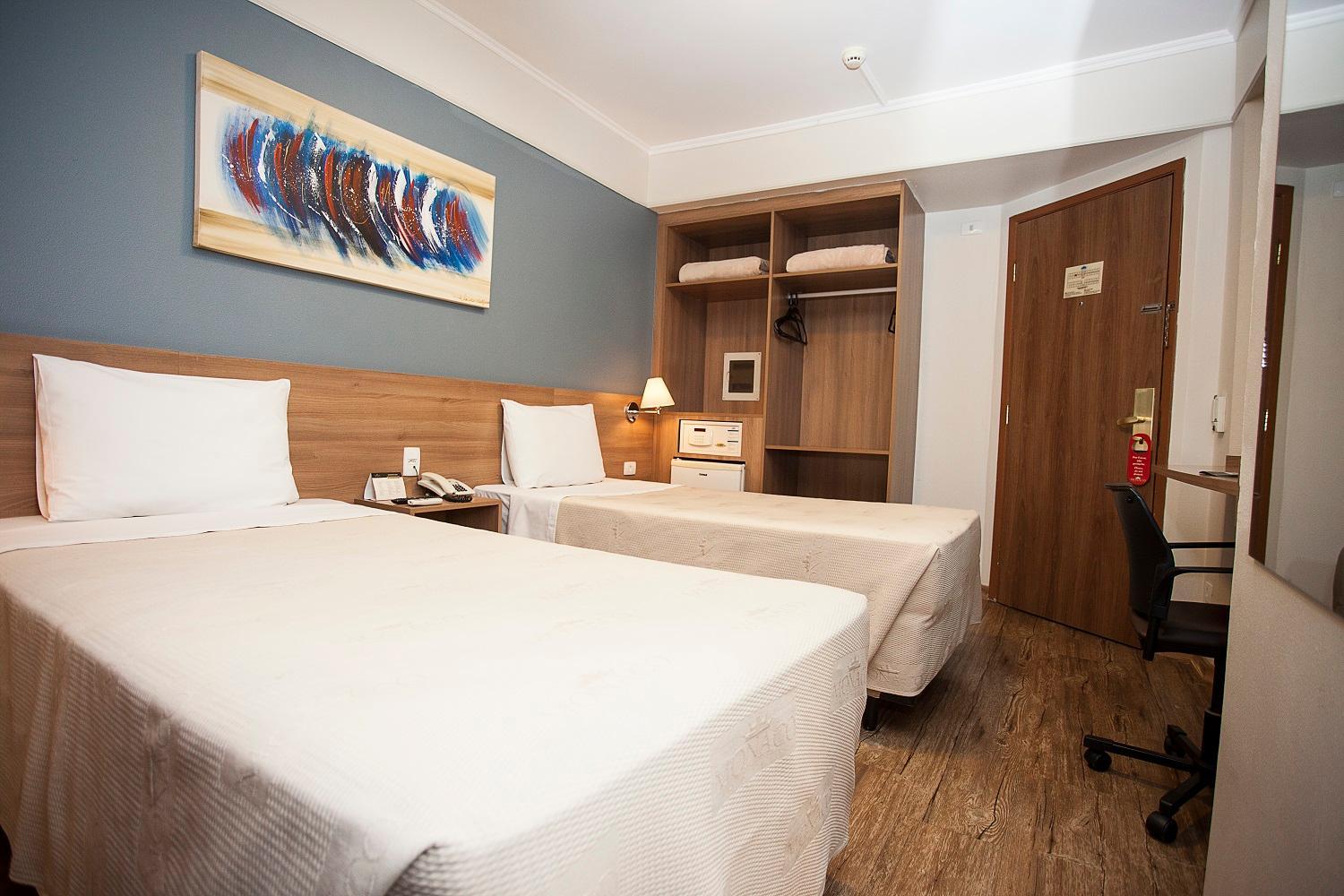 Standard Twin Room photo 3