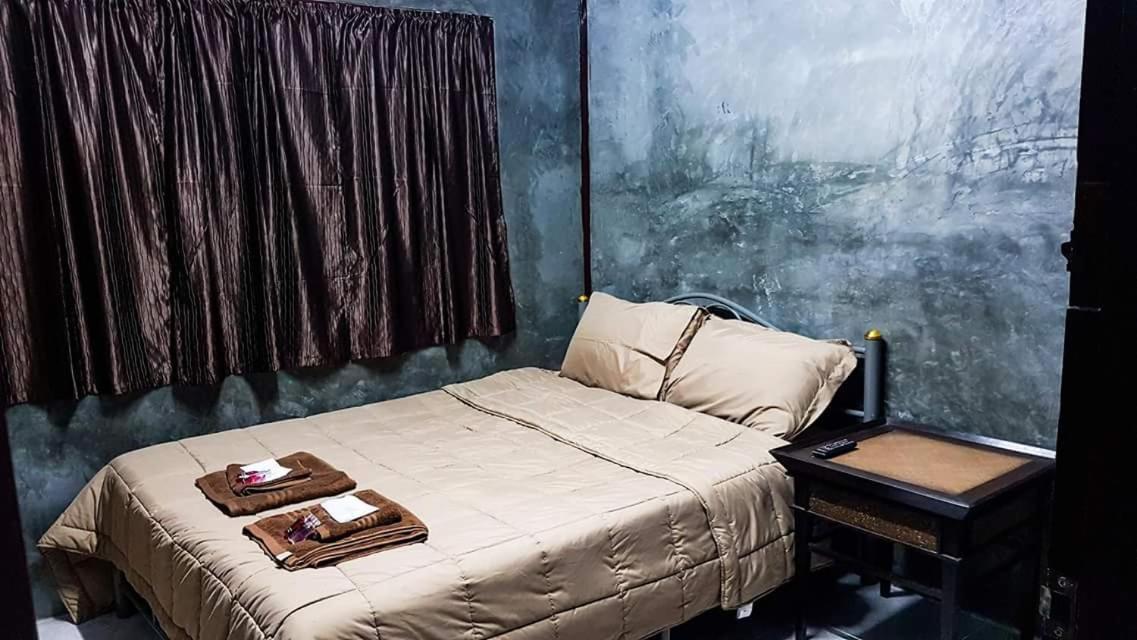 Double Room with Private Bathroom - Photo 4