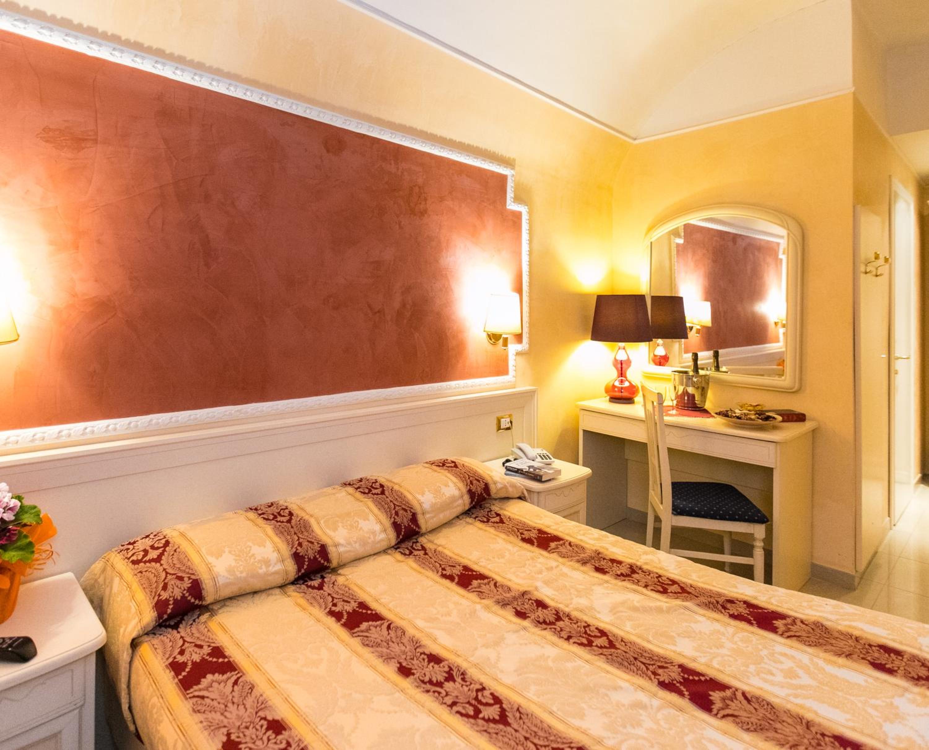 Single Room photo 3