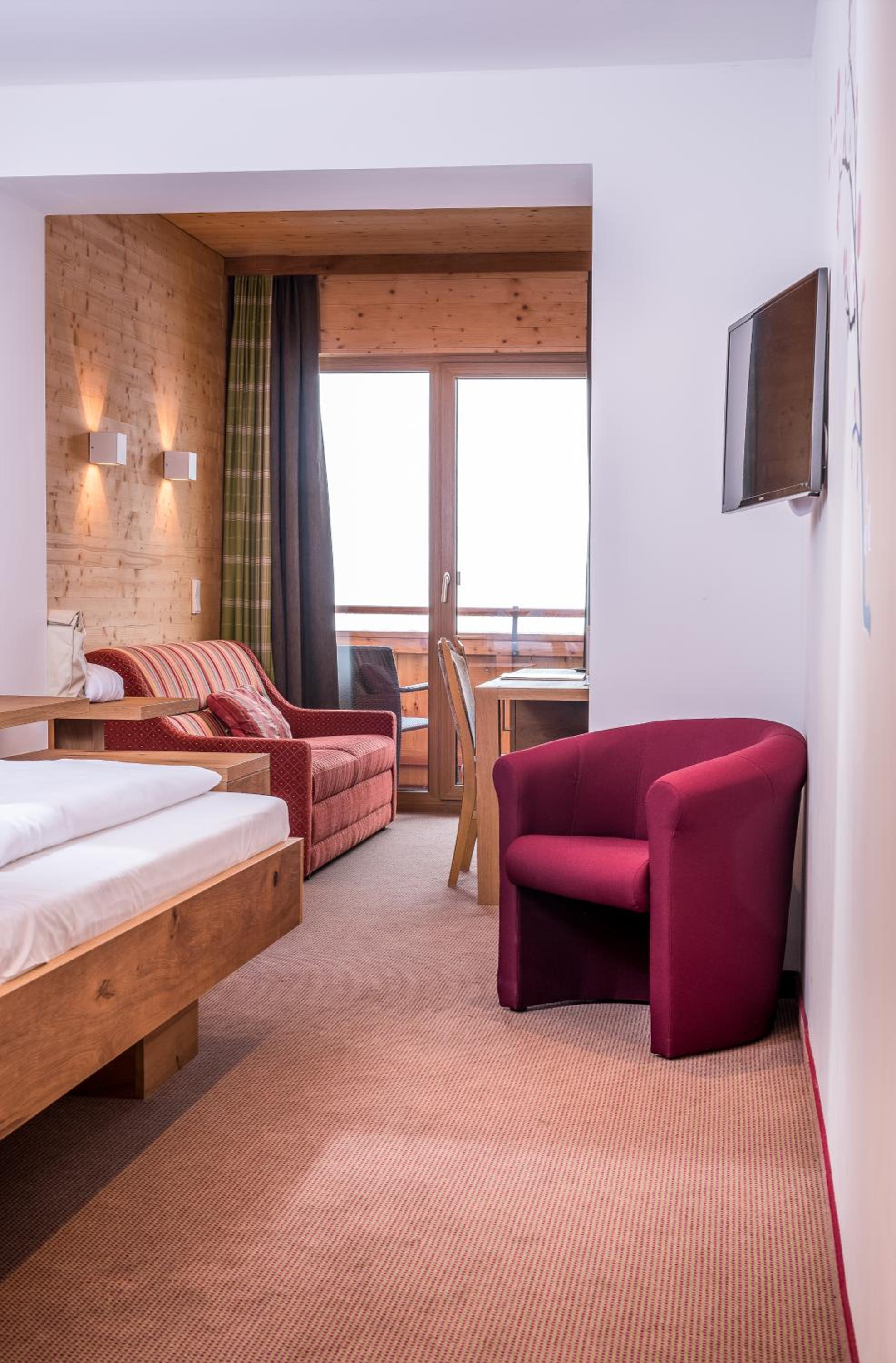 Single Room with Balcony photo 1