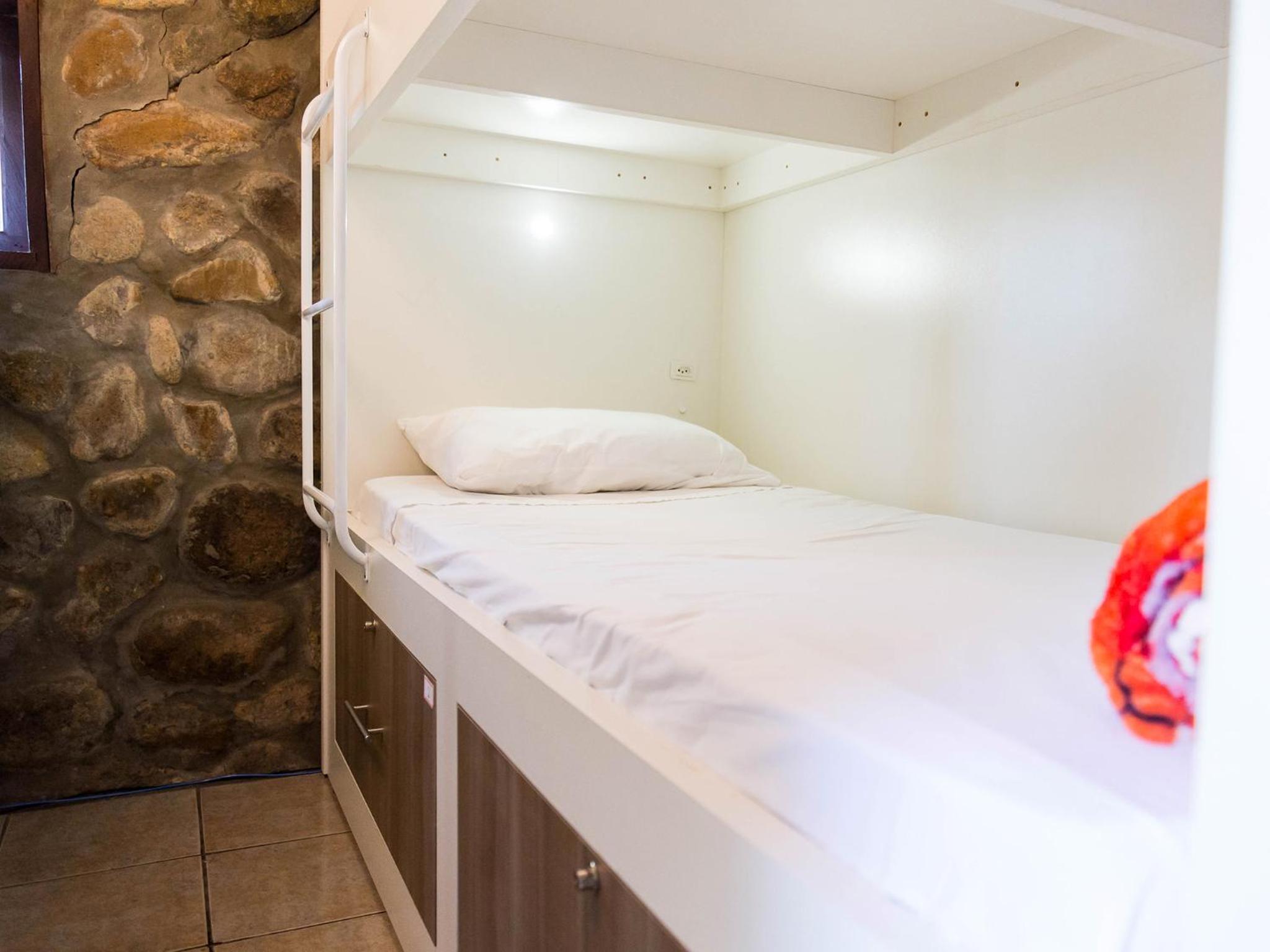 Bed In 8-Bed Dormitory Room (Mixed) photo 3