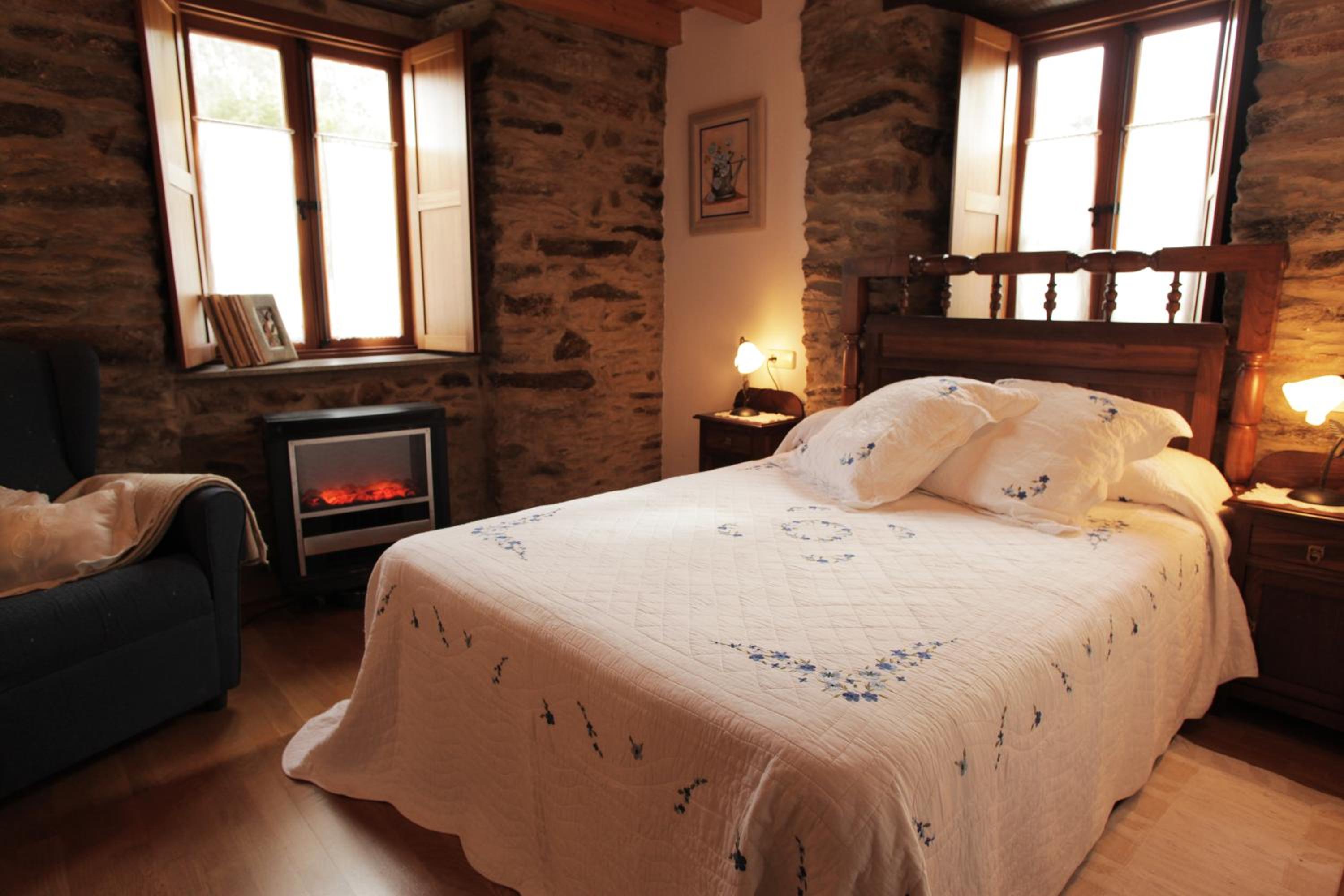 Double Room 3 photo 2