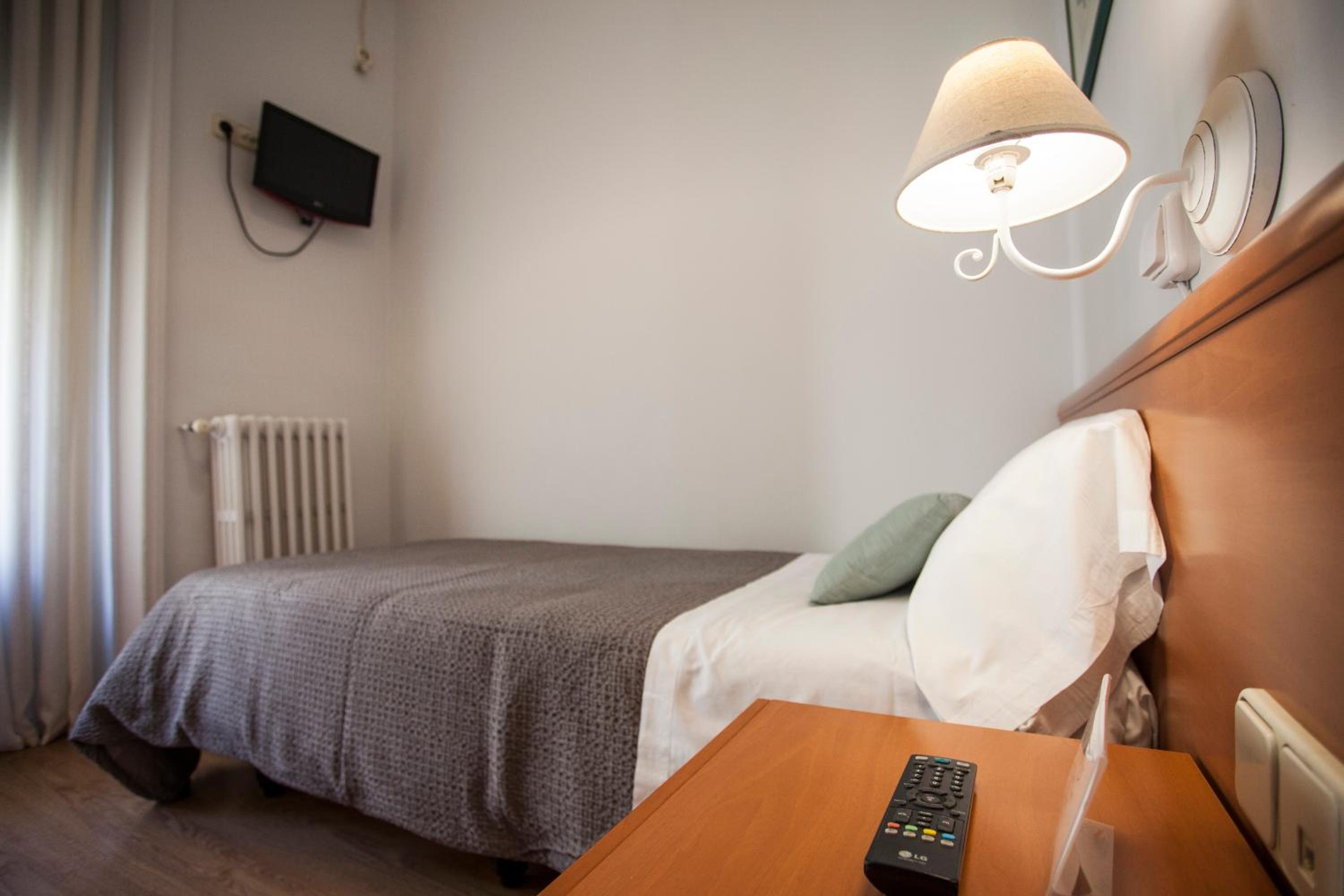 Single Room photo 3