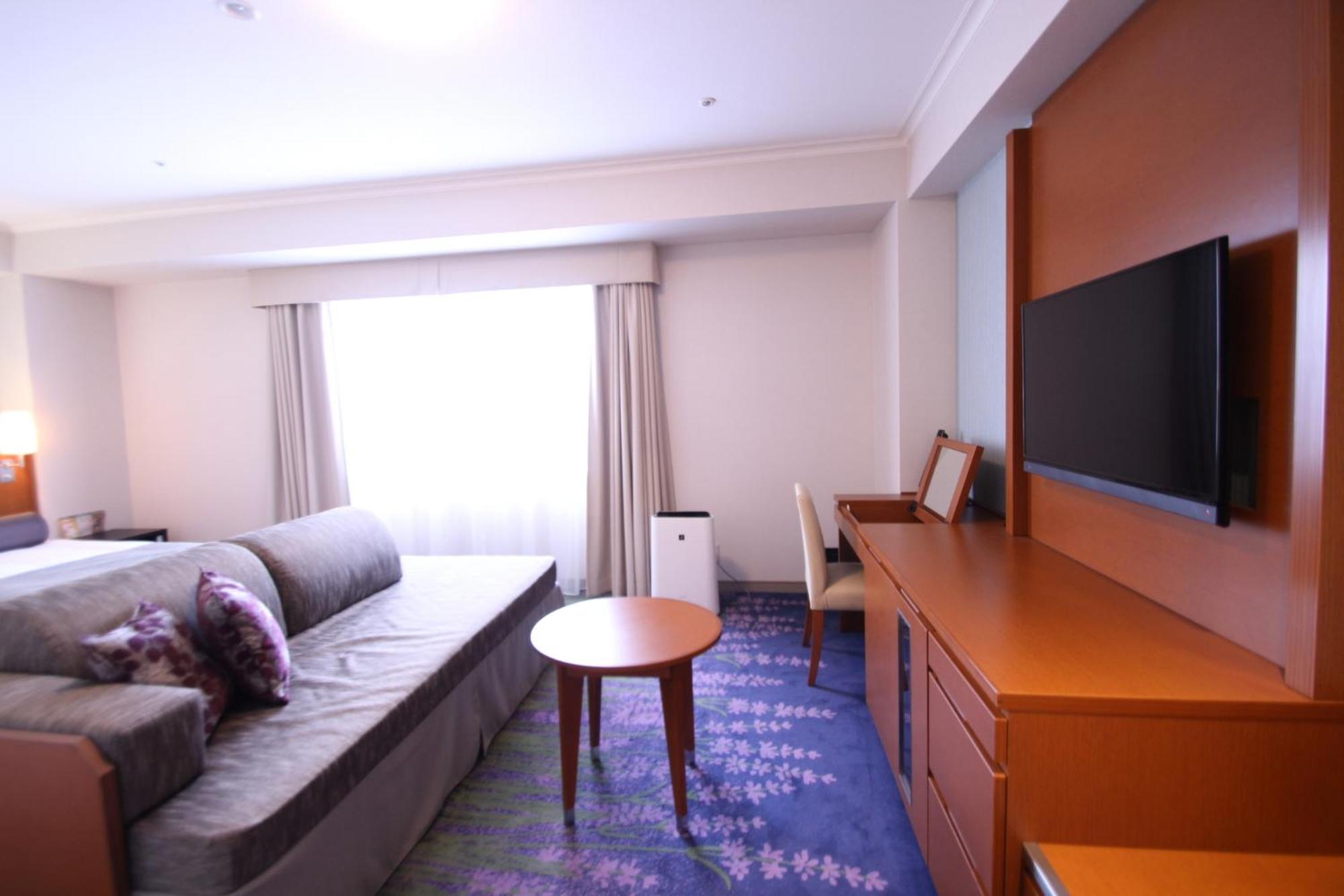 Hollywood Twin Room - Non-Smoking - Premium Floor - Photo 3
