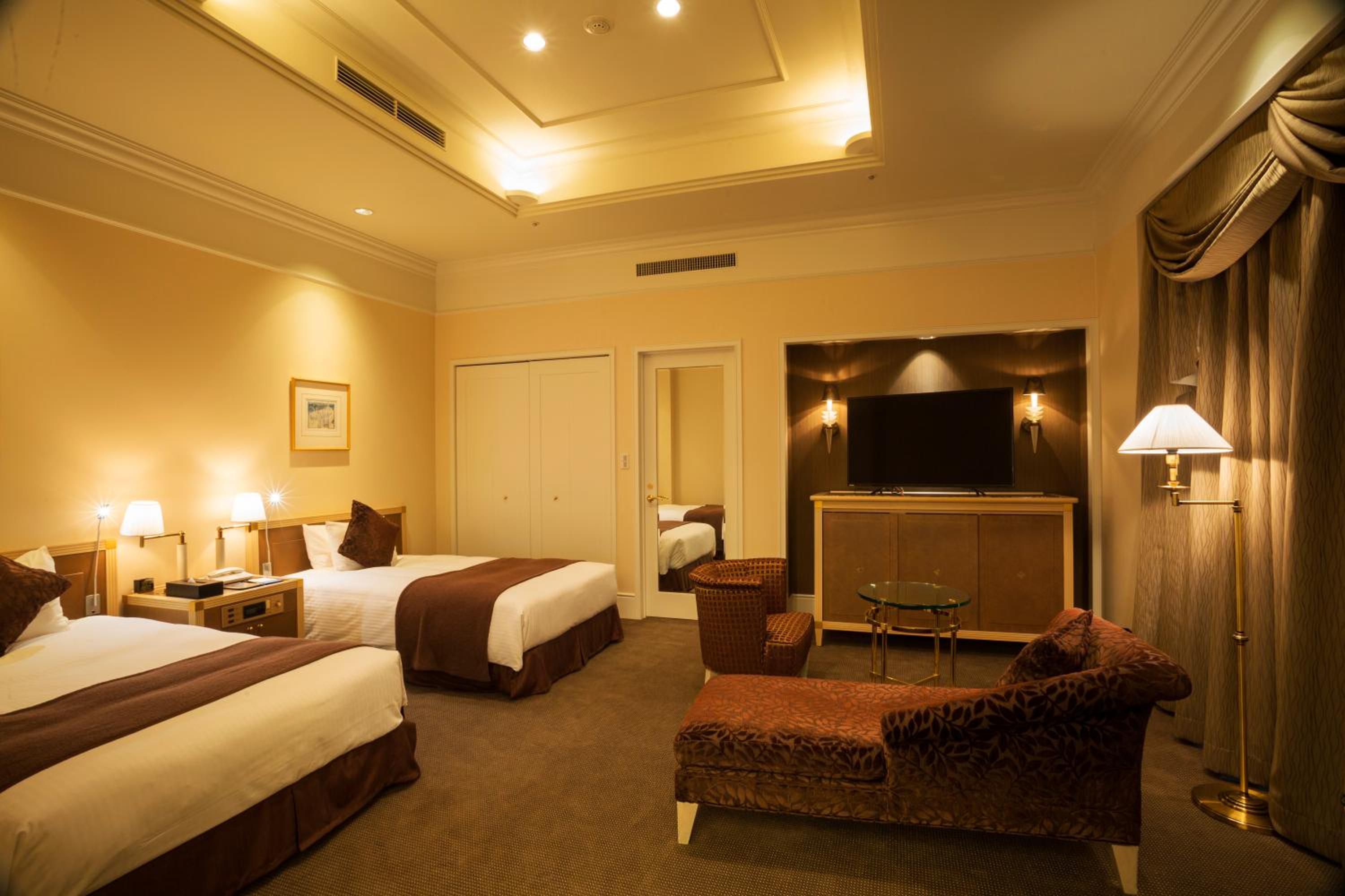 Premium Suite - Non-Smoking - Premium Floor