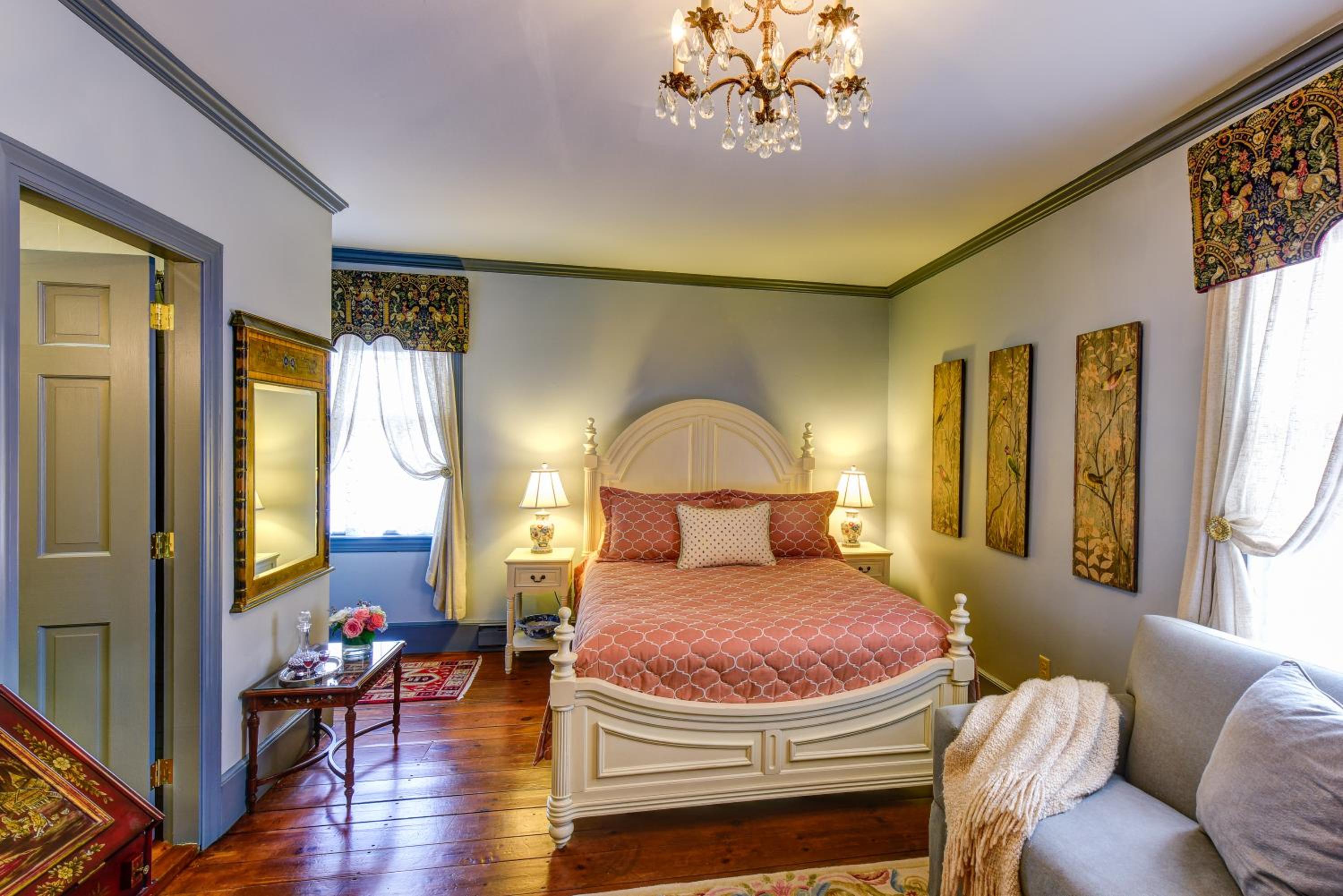 Wentworth Room photo 3