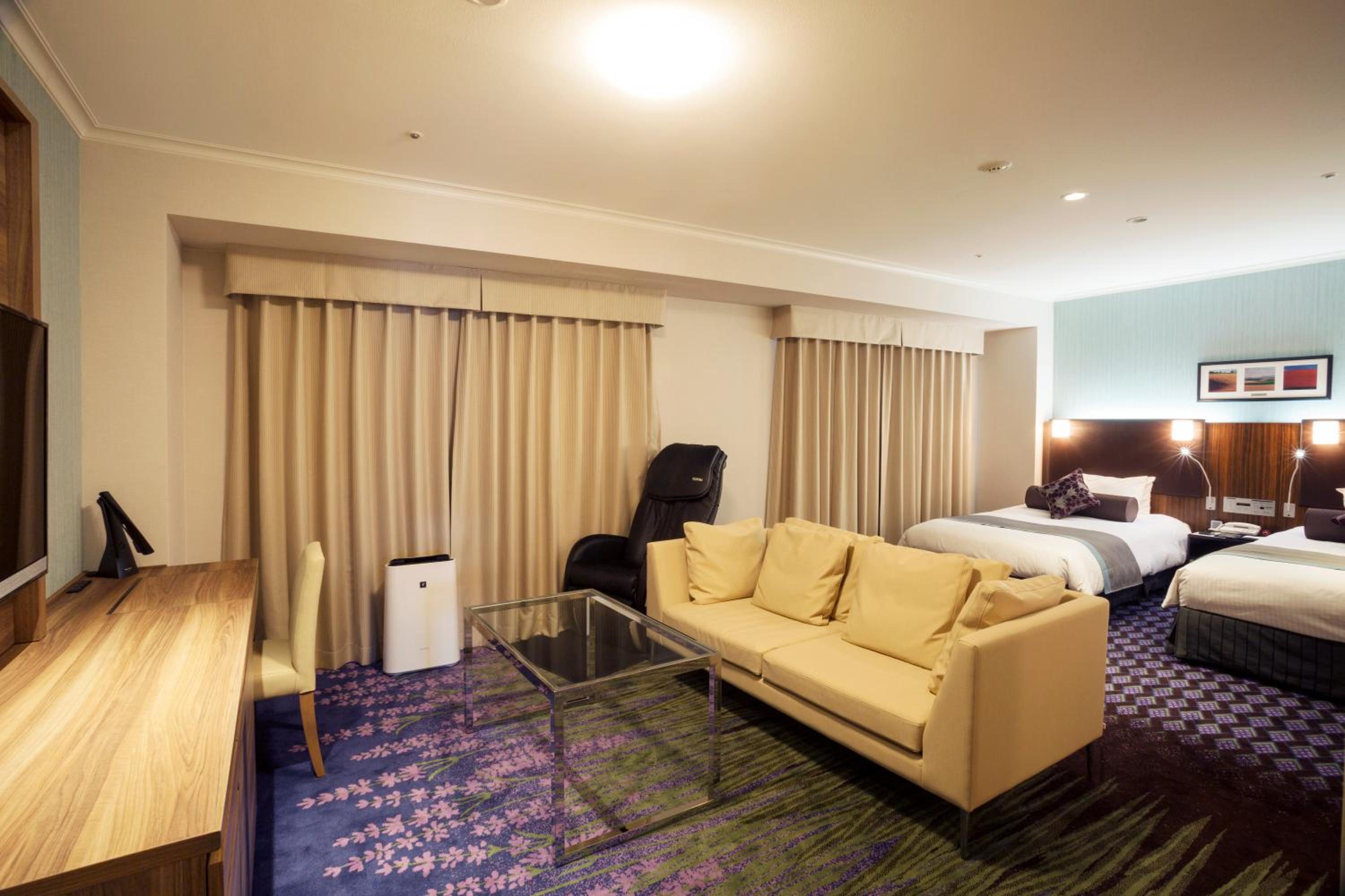 Luxury Twin Room - Non-Smoking - Premier Floor - Photo 8