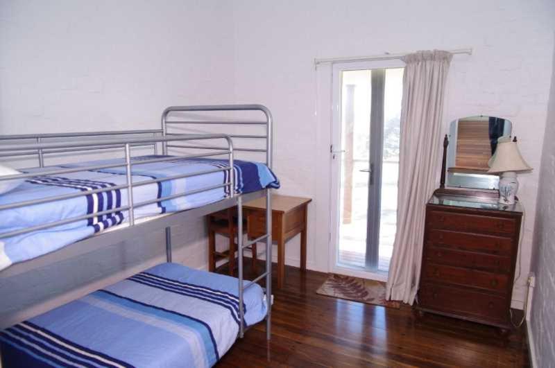 Four-Bedroom House photo 1