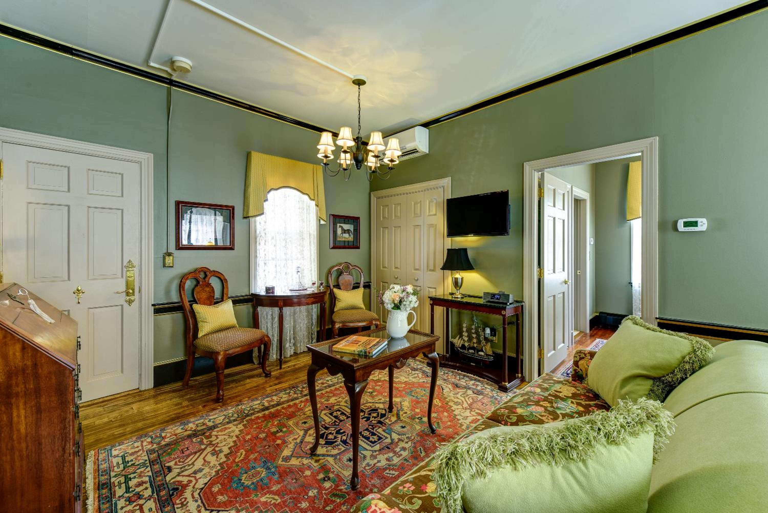 Exeter Suite photo 2