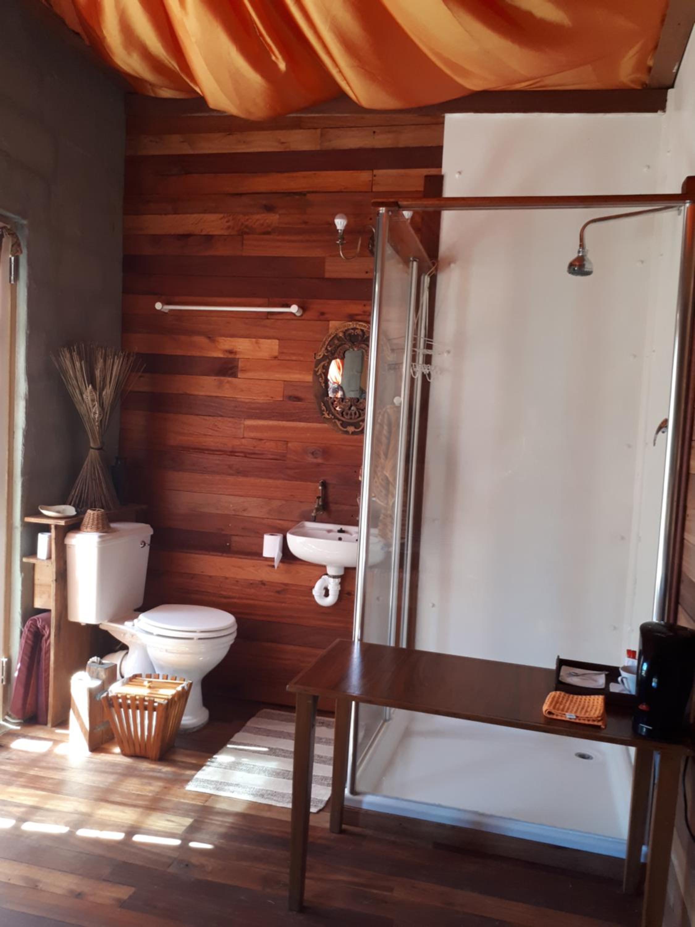 Budget Double Room photo 2