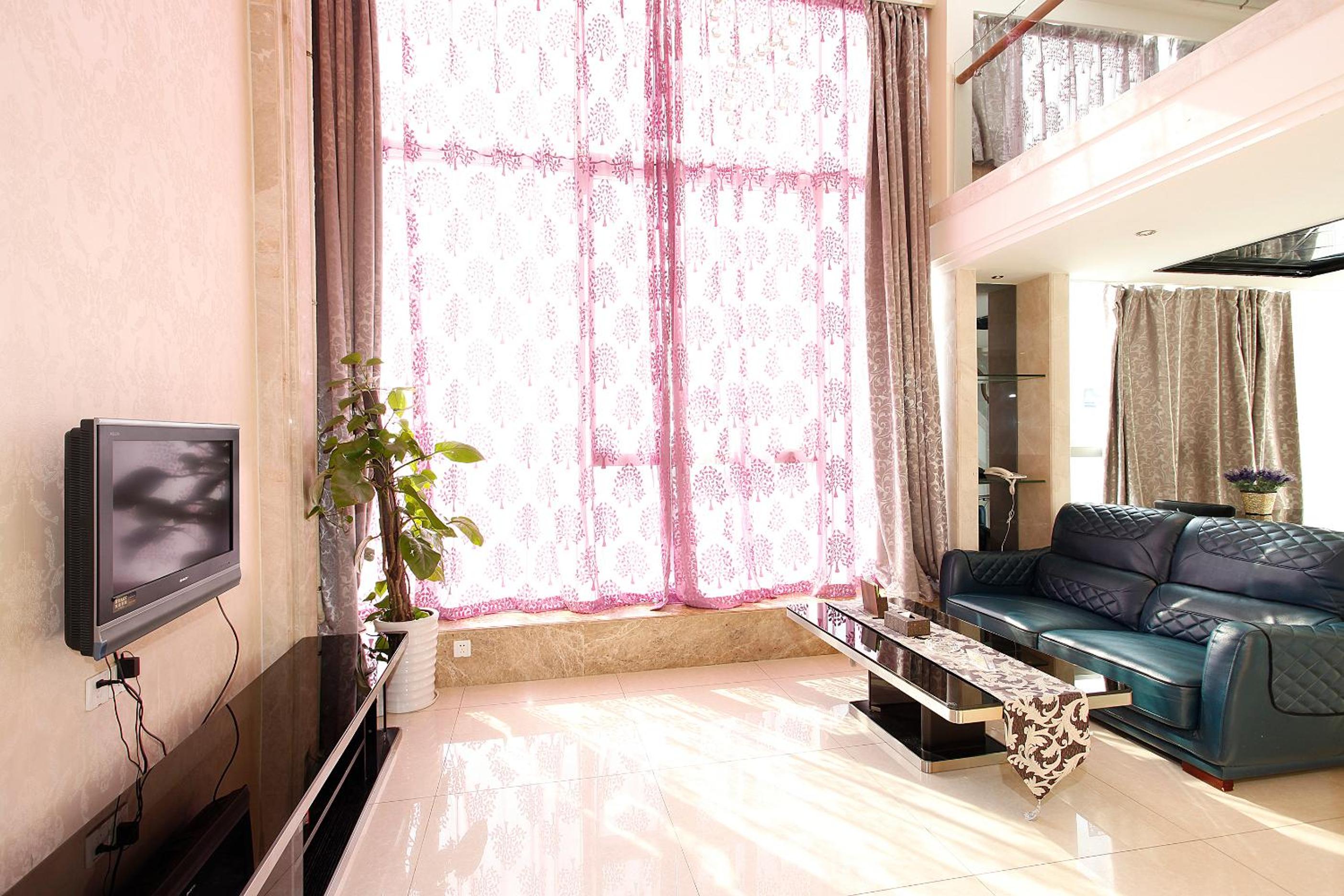 Superior Duplex Two-Bedroom Suite photo 3