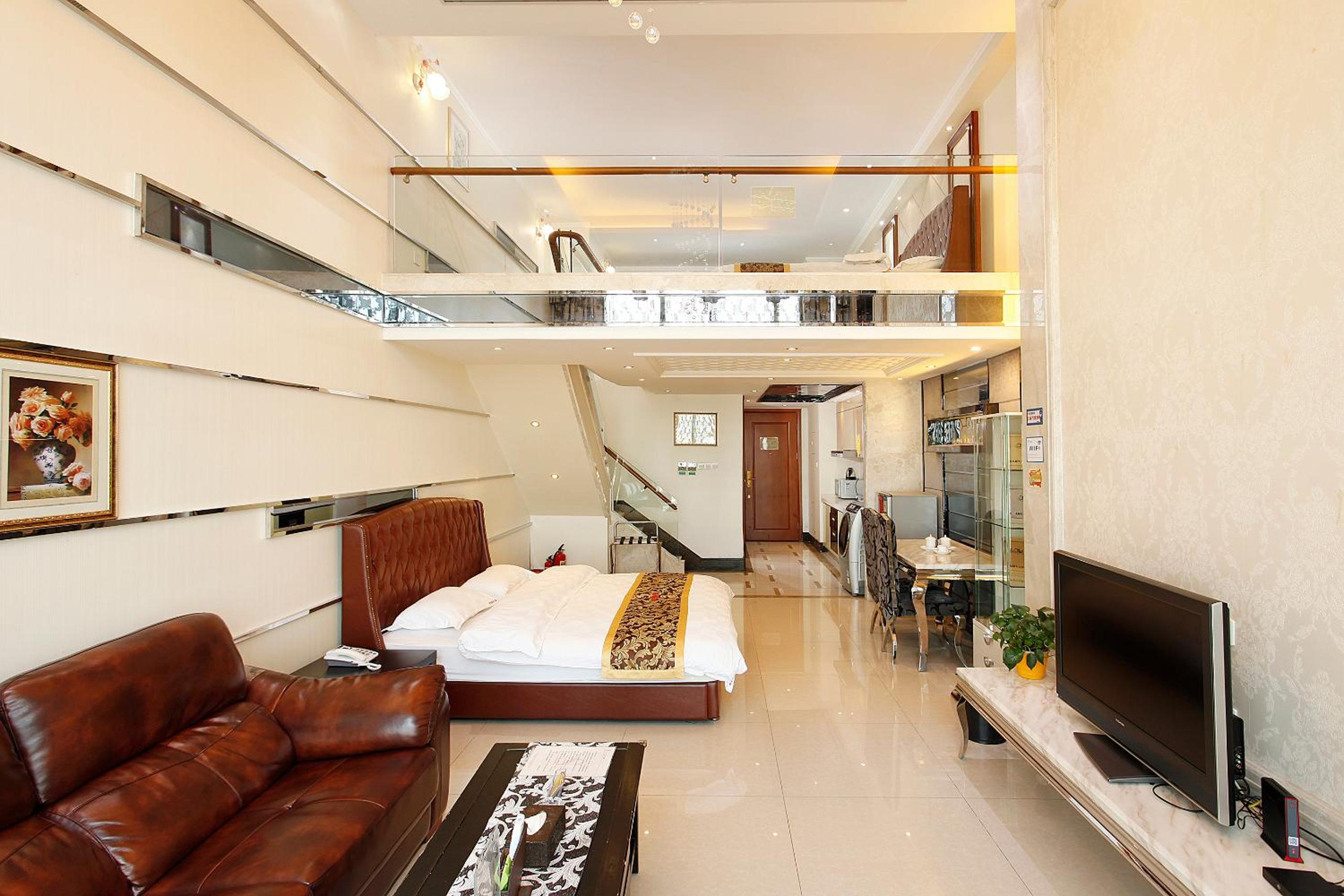 Excecutive Duplex Triple Suite photo 2